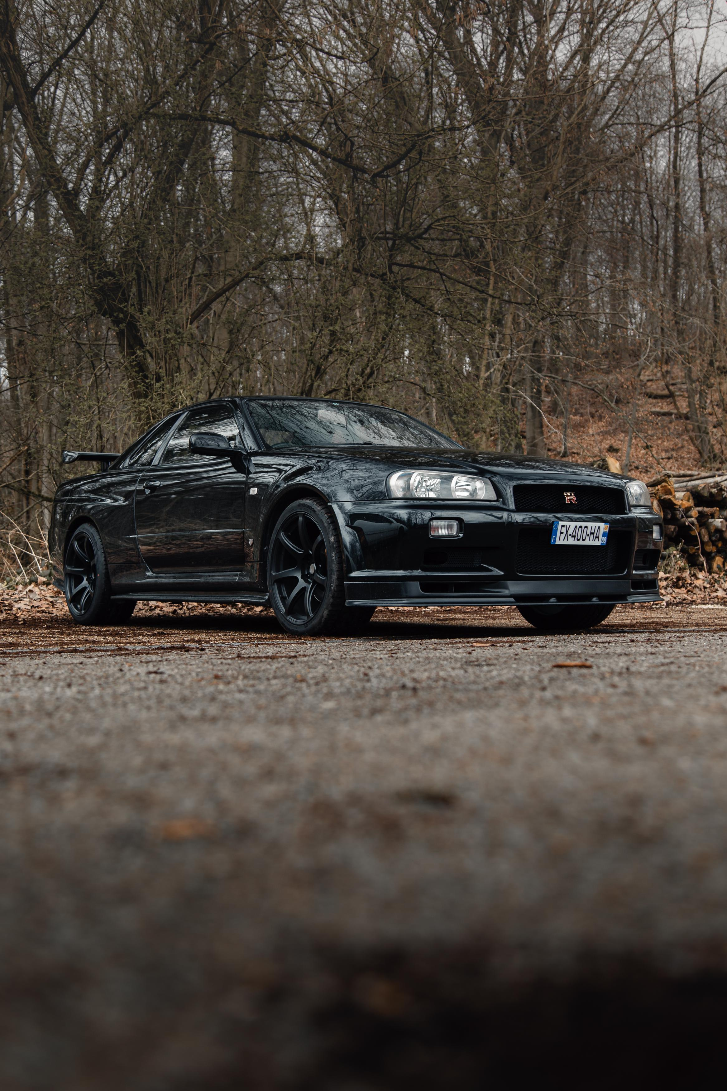 Nissan Meudon. Photographe de voitures à Paris — Vitalii Motruk