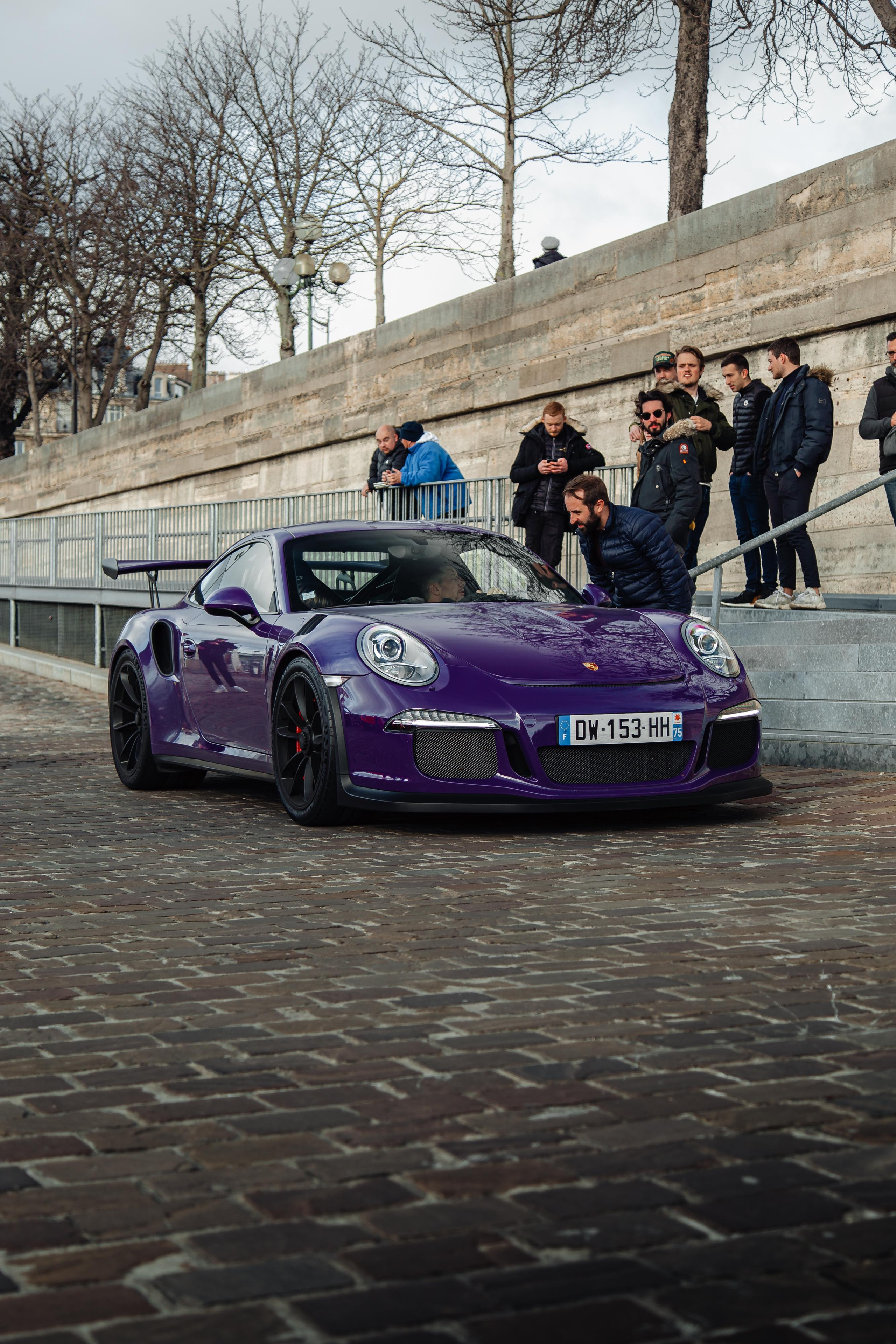 Rassemblement Bateau Mouche 20 fevrier. Photographe de voitures à Paris — Vitalii Motruk