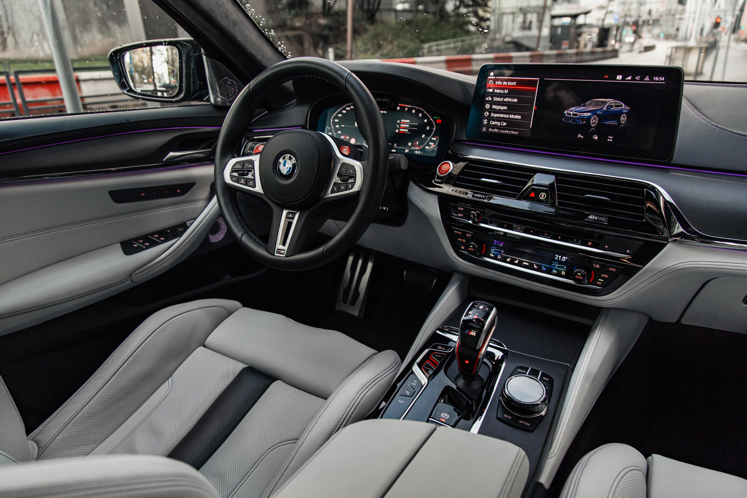 BMW M5 Competition. Photographe de voitures à Paris — Vitalii Motruk