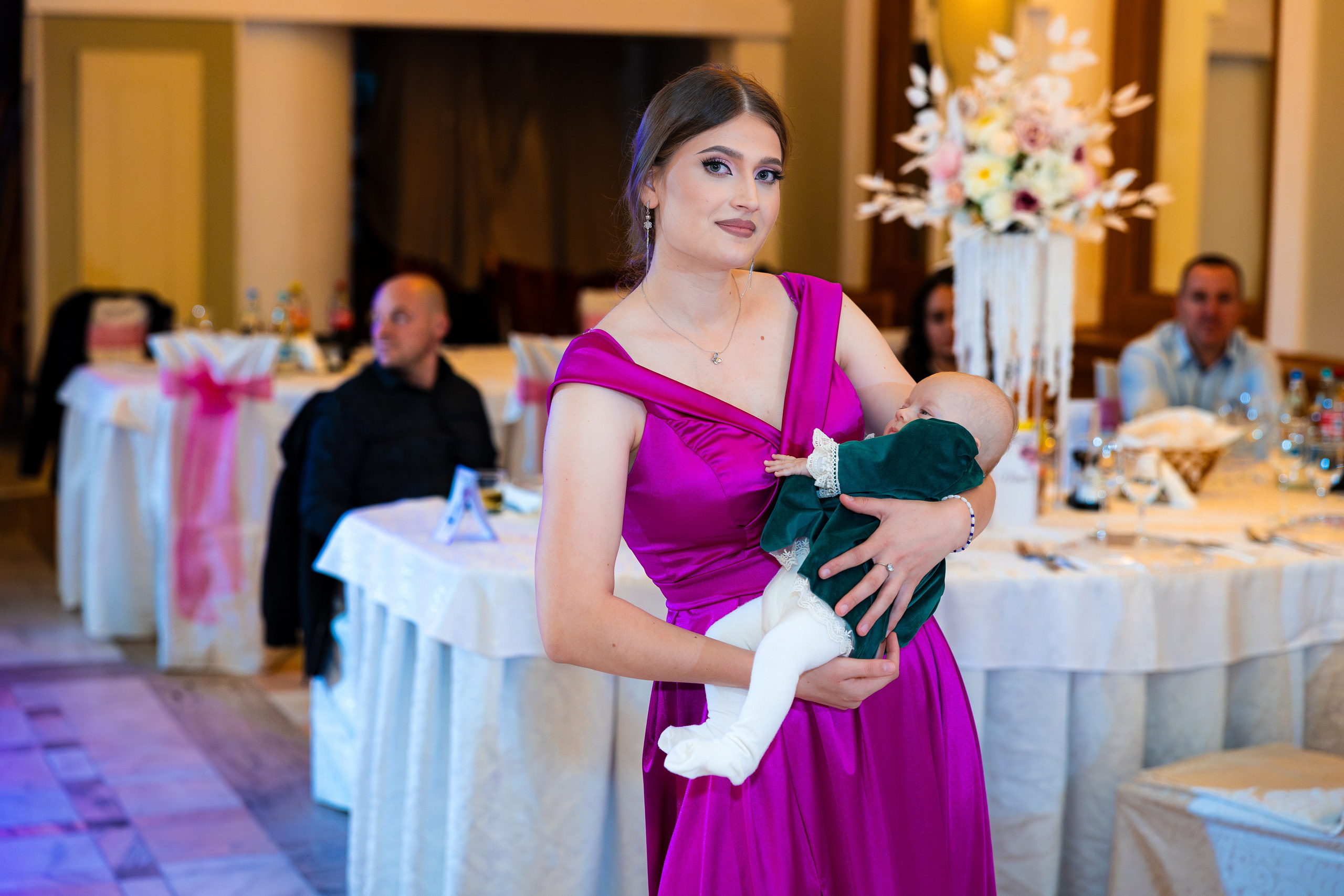 Botez Natalia si Carolina. Ionut Brehuescu — Fotograf