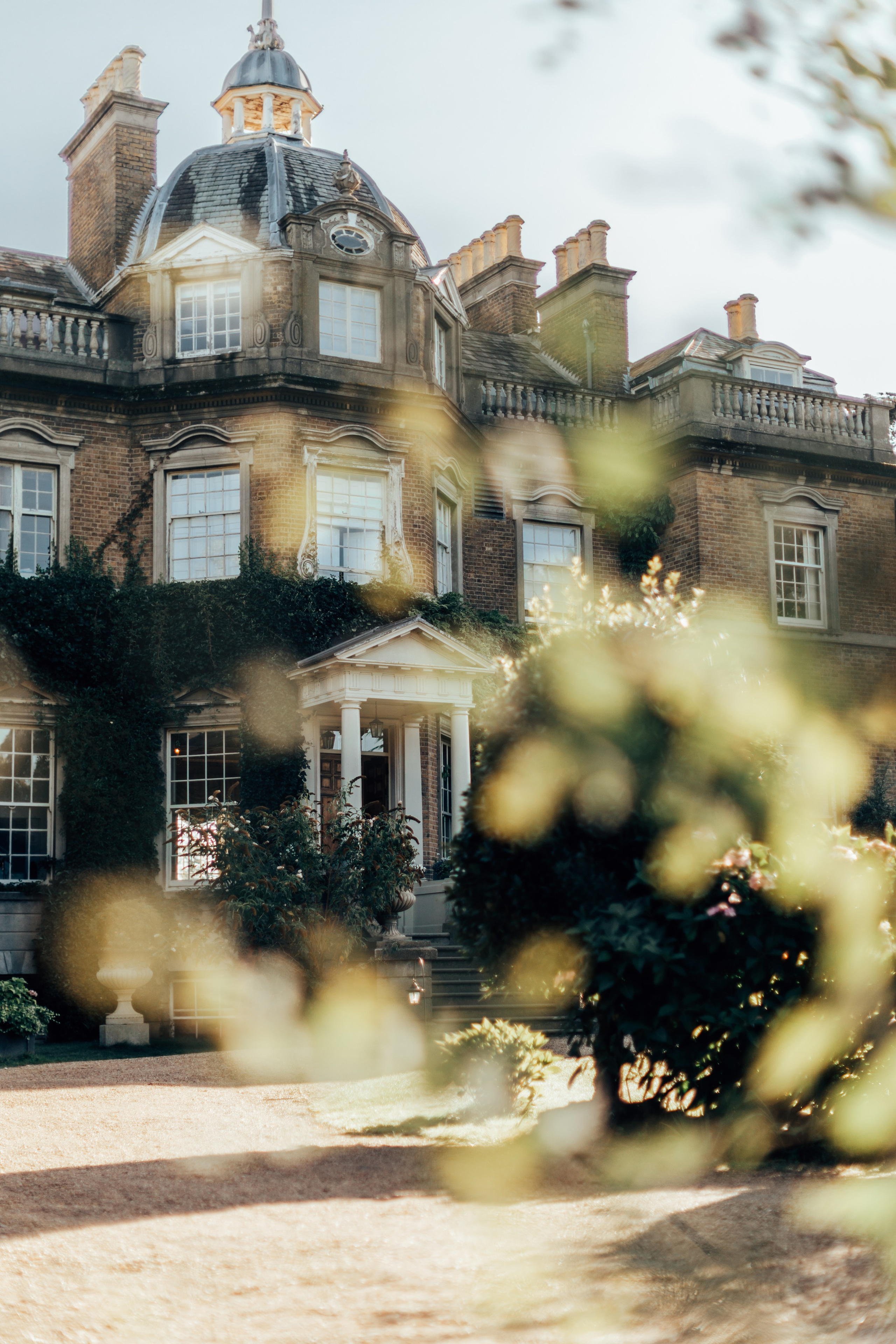 GEMMA + BIANCA. Main