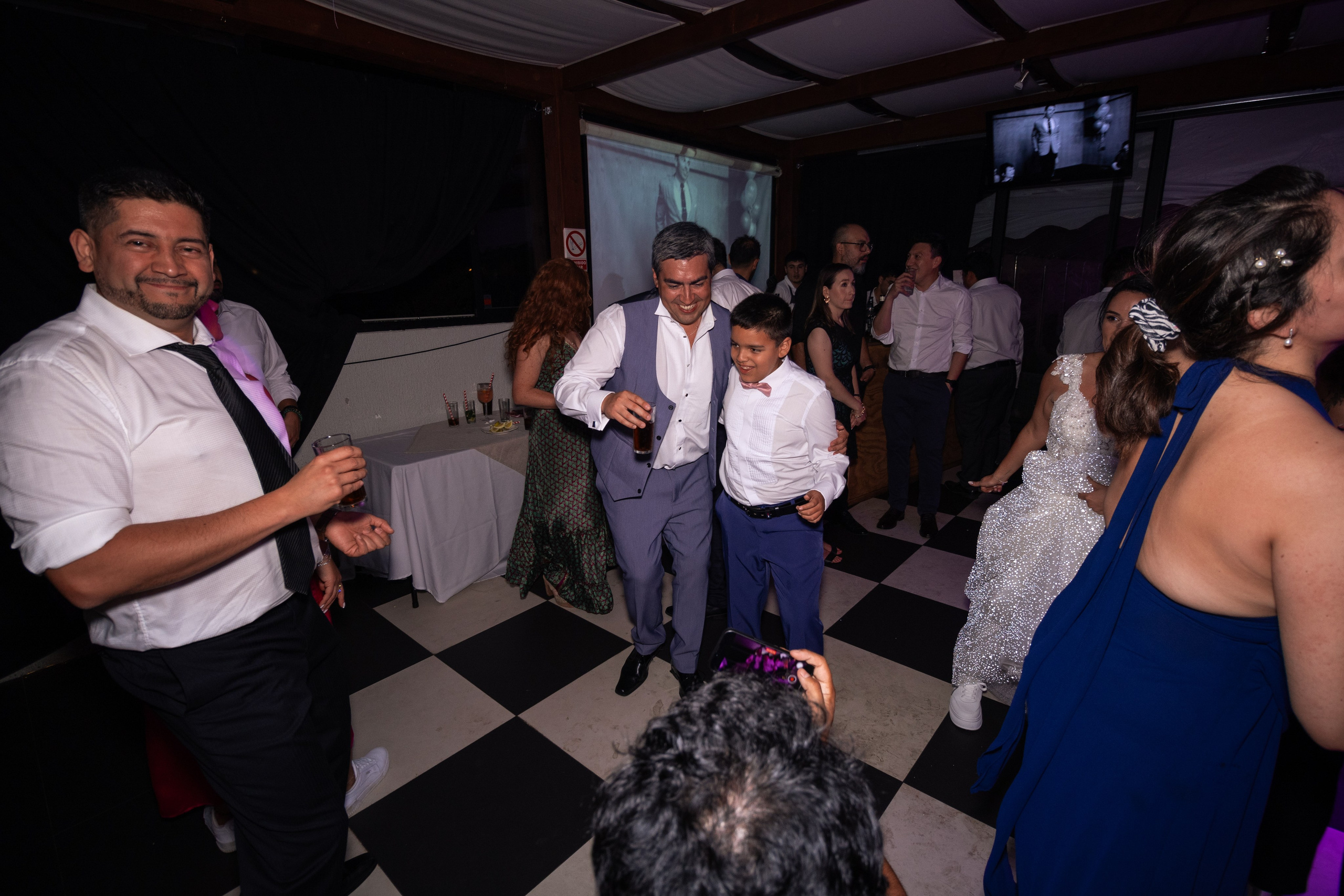 Katherin y Daniel. Dinka & Emilio - El arte de preservar lo que no se repite