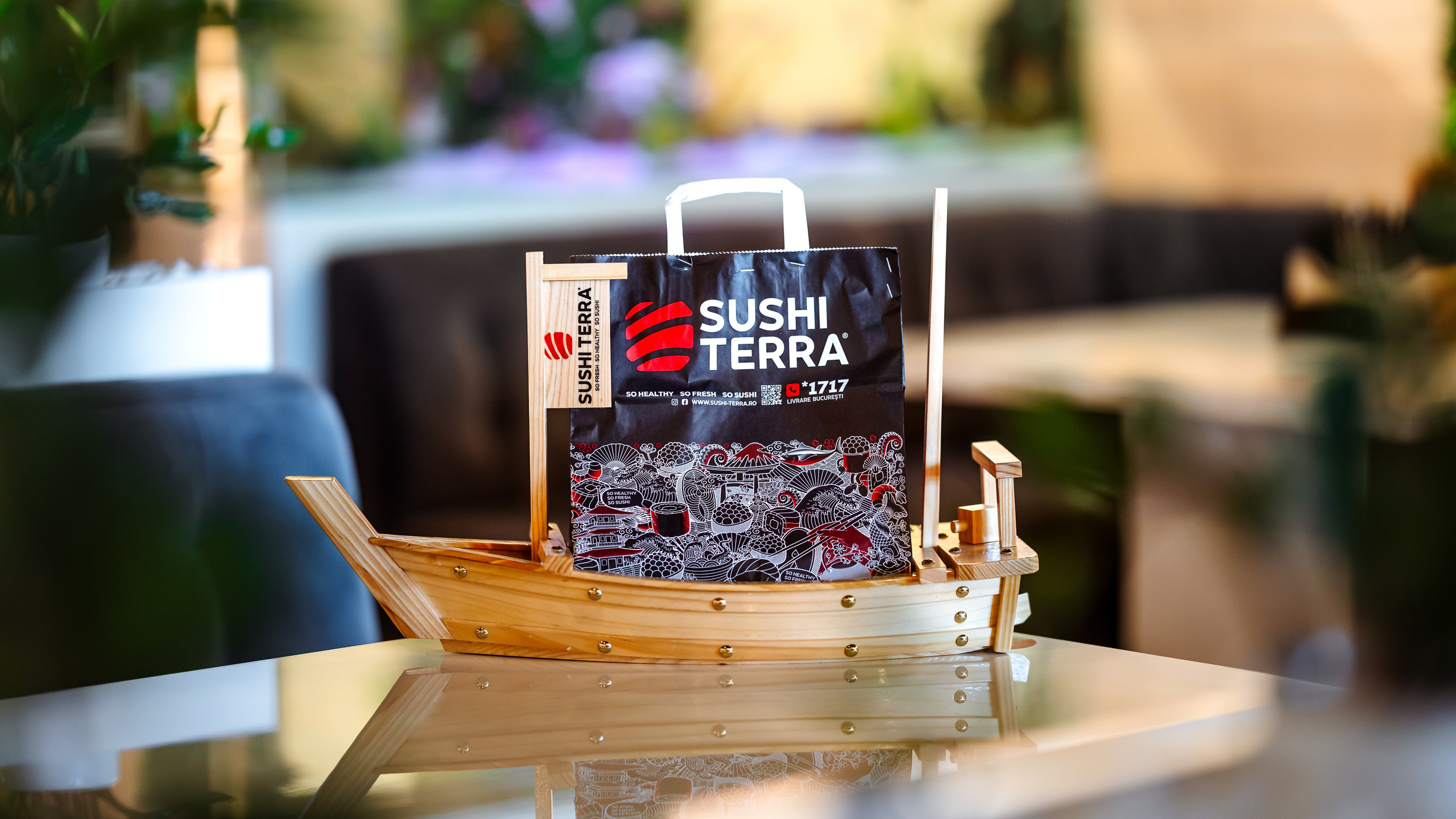 Sushi Terra. Marius Ciocan