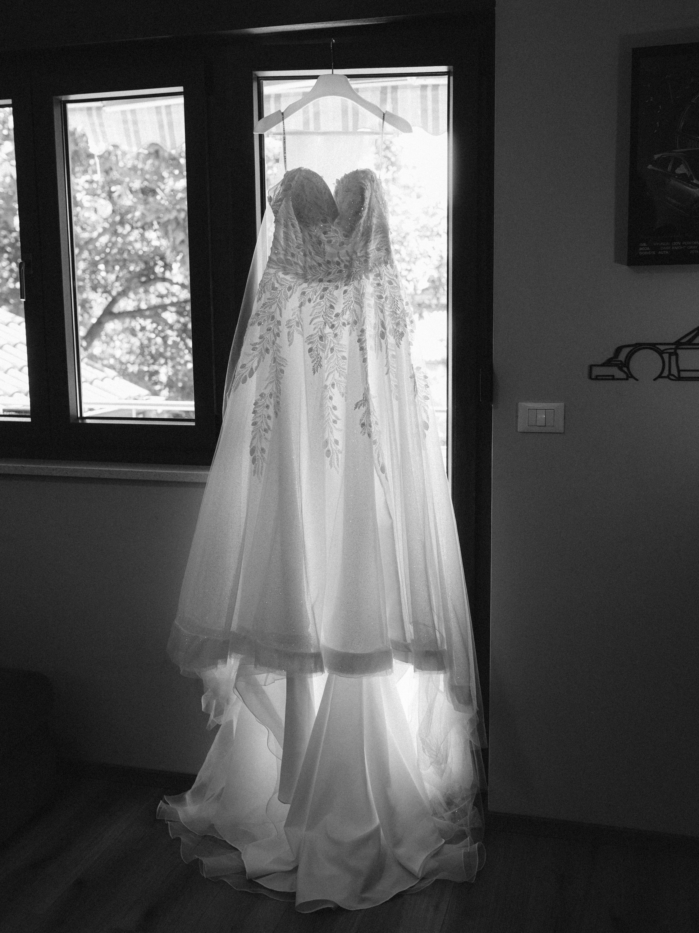 Weddings. Capturedwell