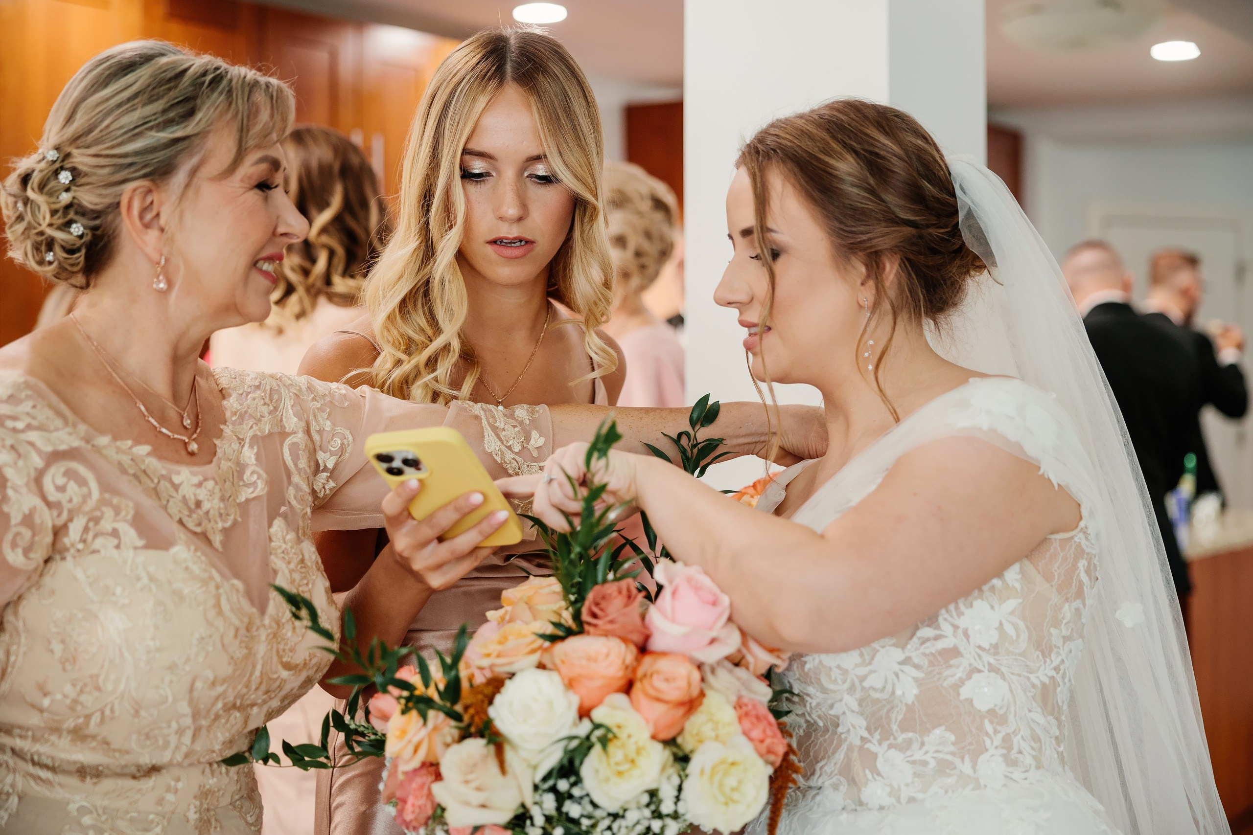 05.10.2024 Wedding. Wedding family event photographer in Chicago Nick Yushevich