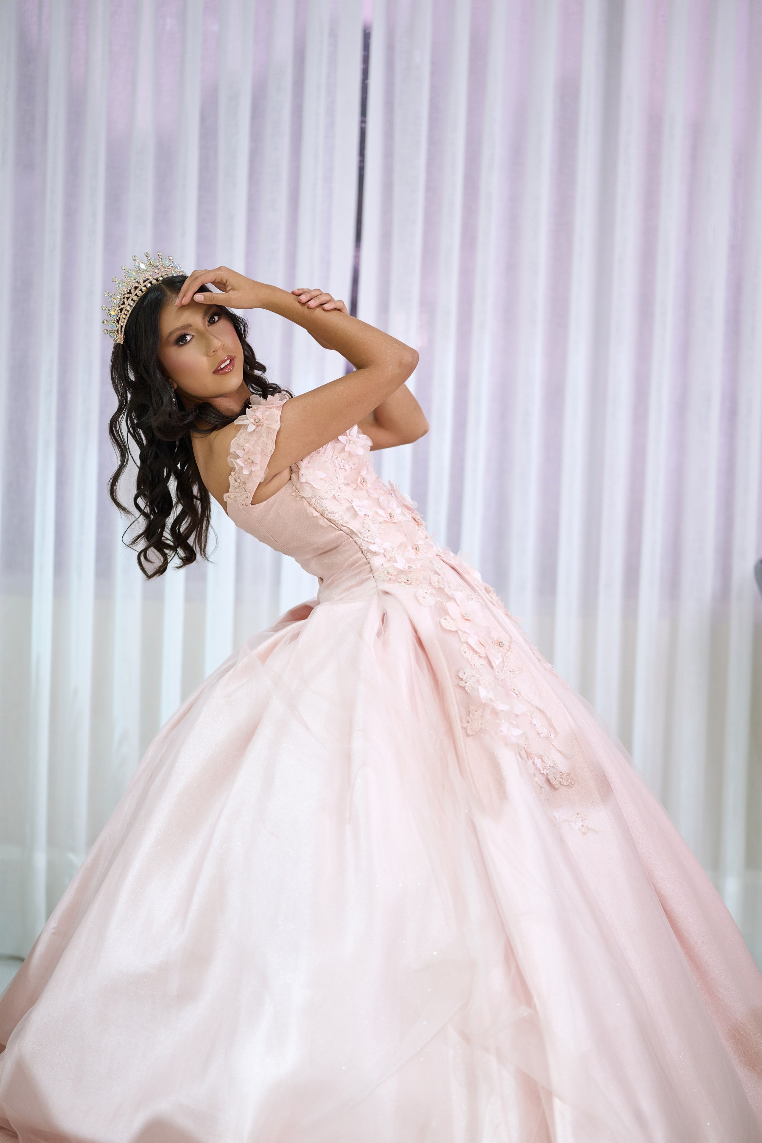 Mis 15 | Sesiones de Fotografía Modernas. Wedding Photography & Videography by ZZ Hendrick | Capturing Your Love Story in Colombia & USA