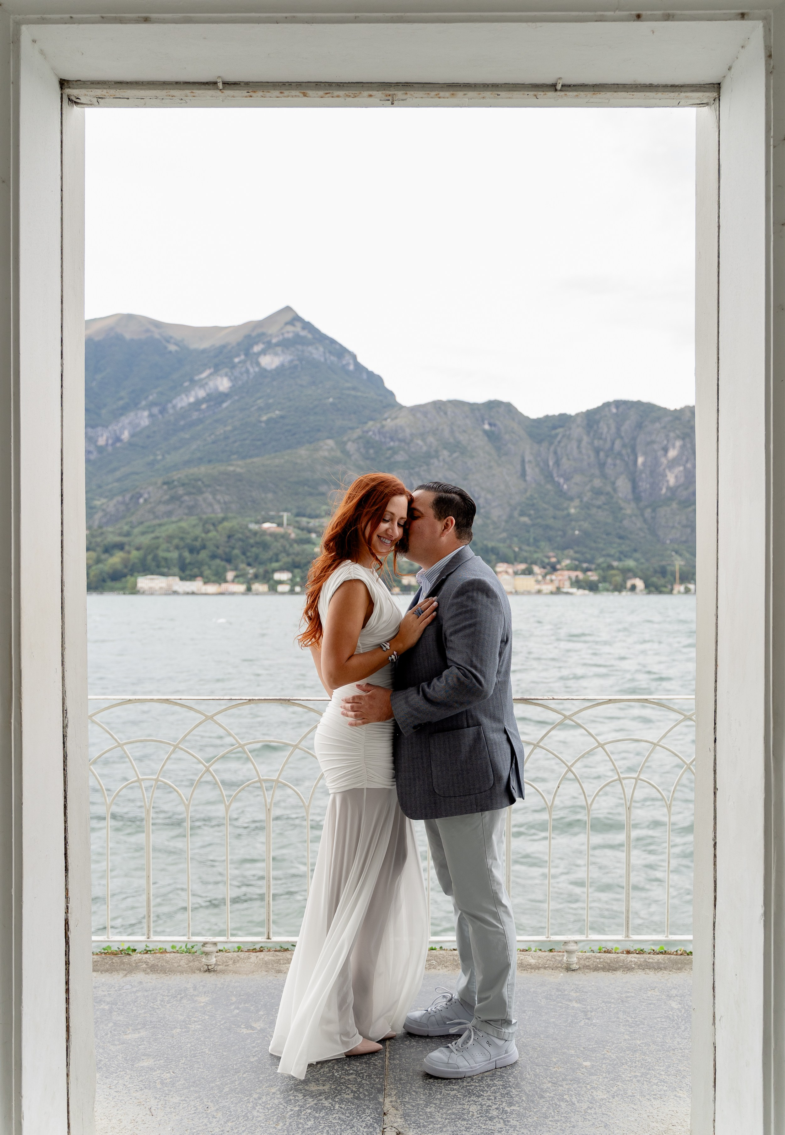 Villa Melzi Secret Proposal in Bellagio. Proposal Photographer in Lake Como