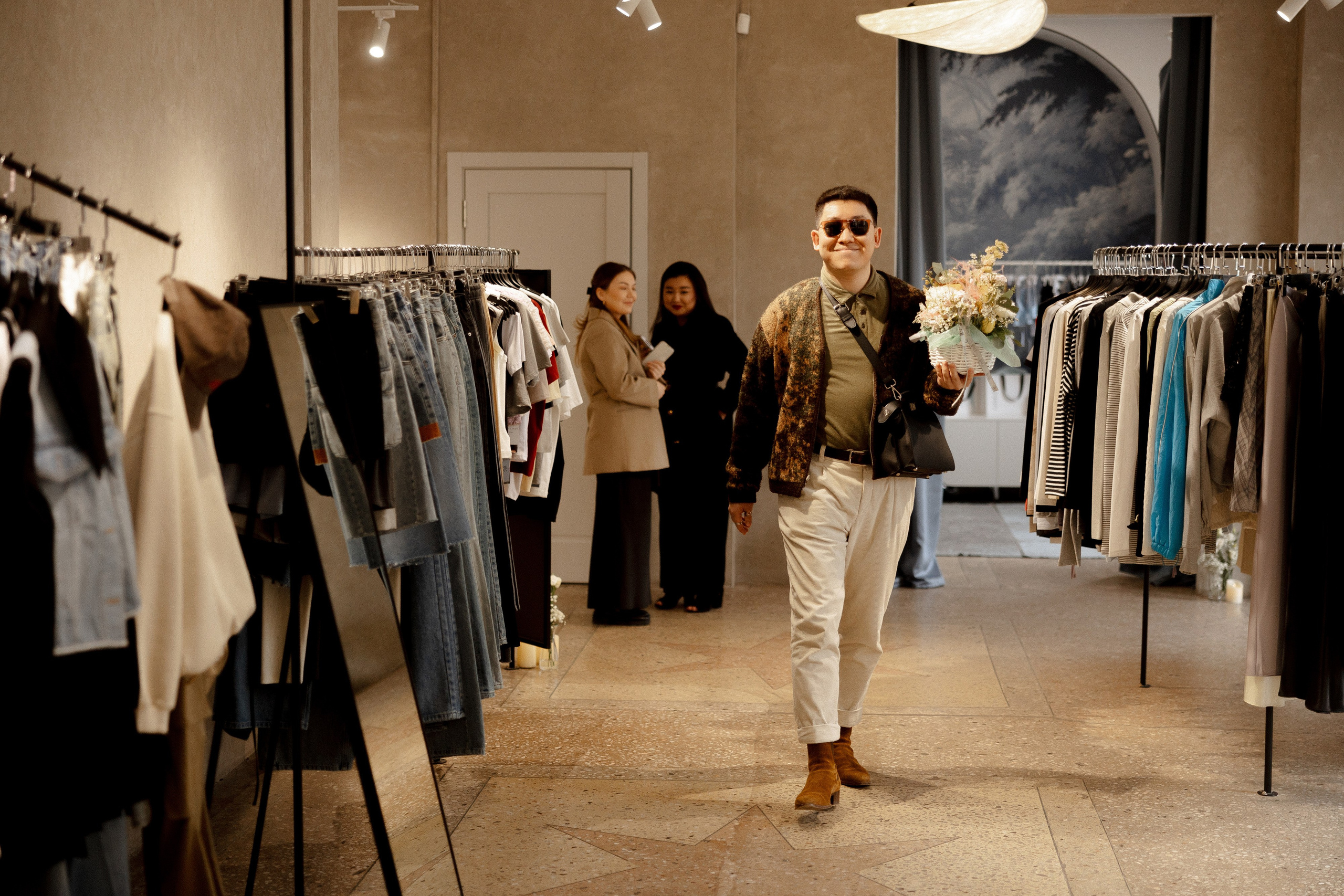 WSalon Birthday. Азимжан Нуритдинходжаев — свадебный фотограф