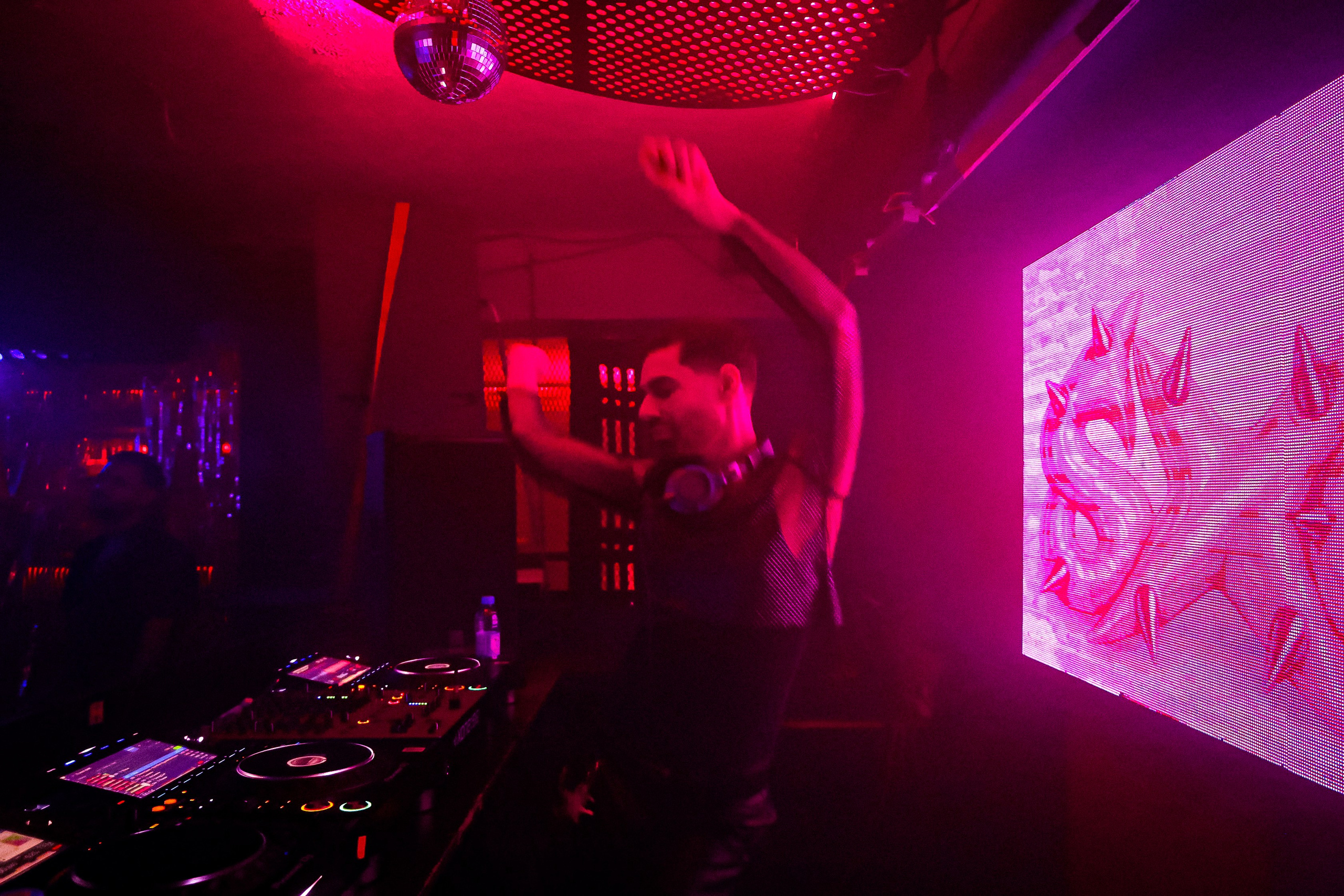 Event reportage (SXCM x HOW). Asmikiam