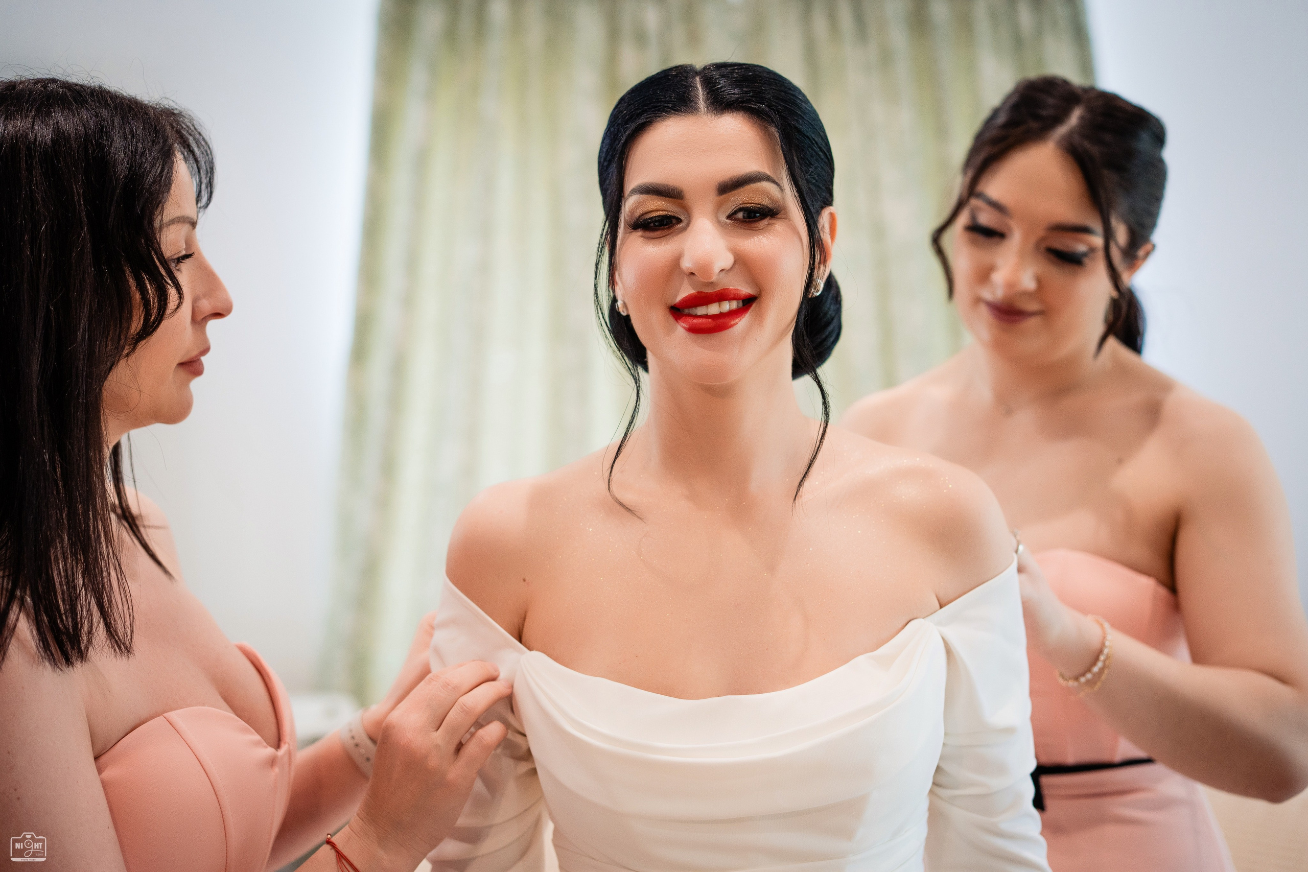 Iulian Arsinte | Fotograf de Nunta | R+E. Iulian Arsinte - Fotograf de Nunta - Neamt, Bacau, Suceava, Iasi