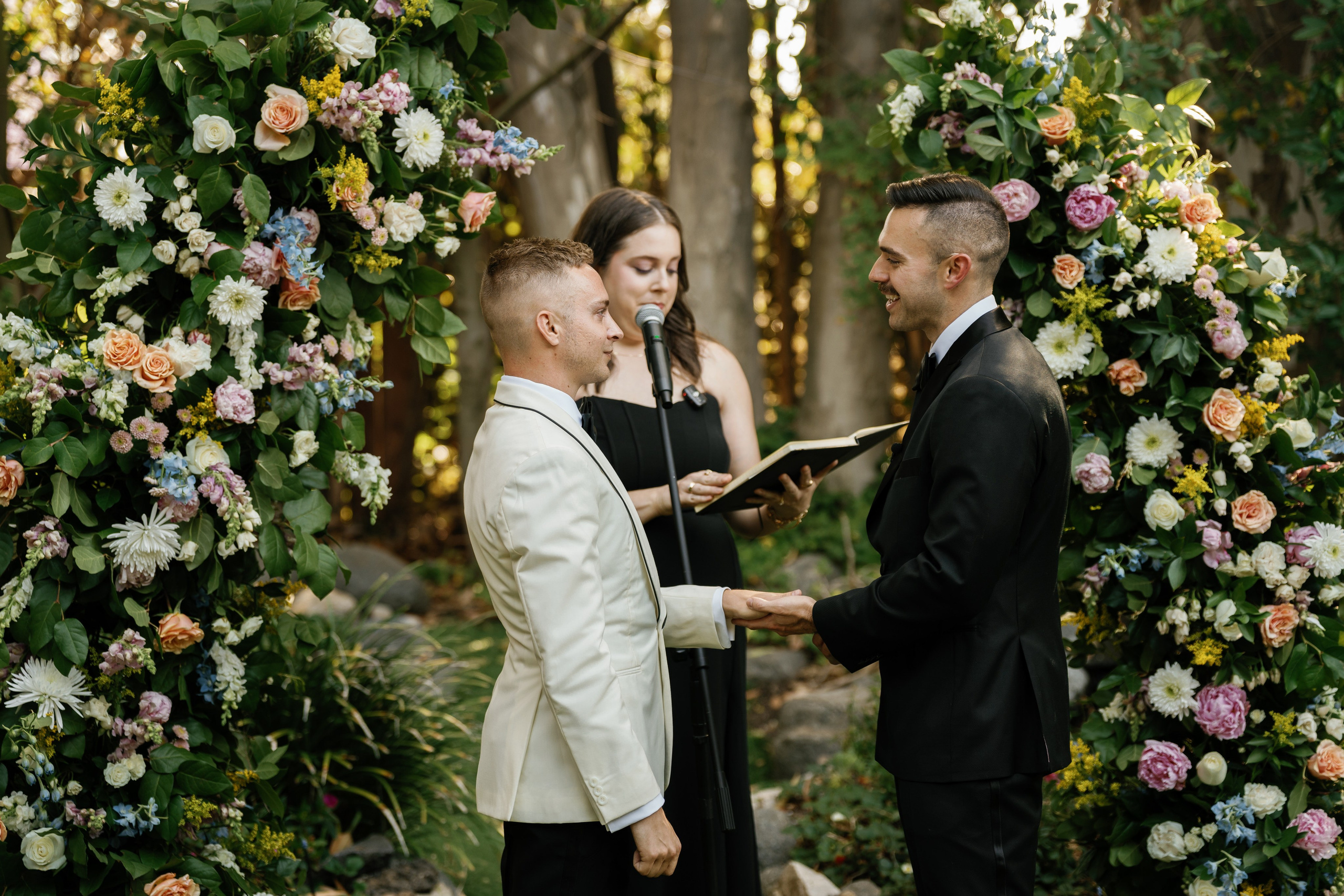 LGBT wedding photographer in California. Wedding Photography & Videography Team in California, Los Angeles, San Francisco, San Diego and Travel