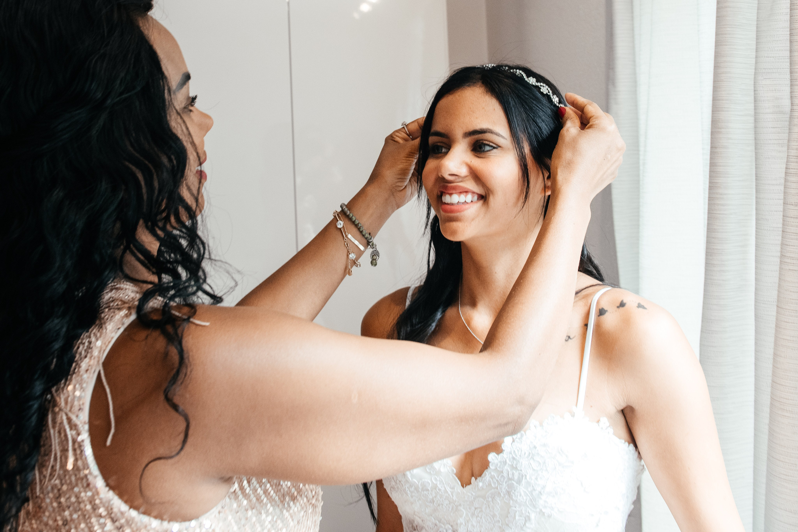 KAIANE & BENJAMIN Meilen, Switzerland. I am Elena Altendorfer. Wedding photographer in Zurich and Switzerland