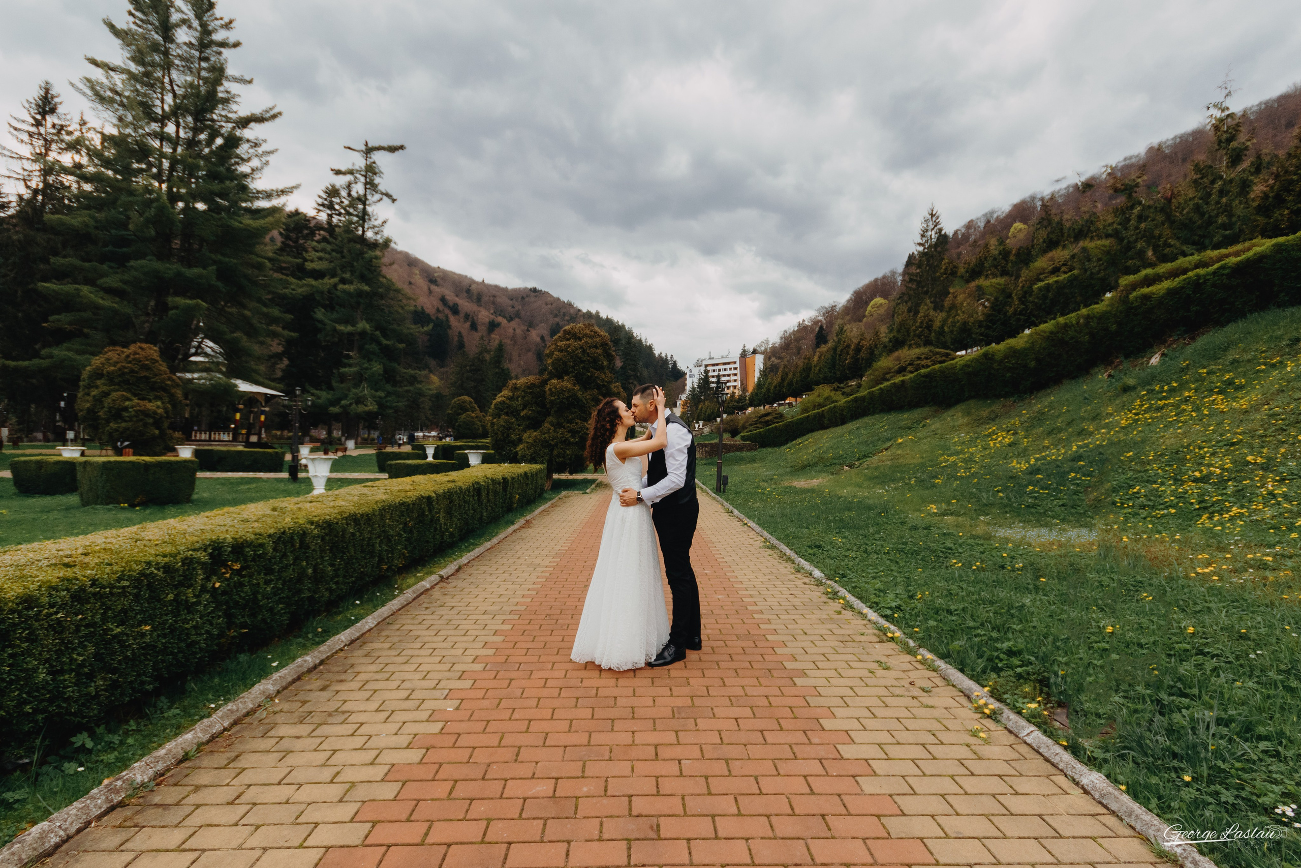 E&I. George Laslău Fotograf