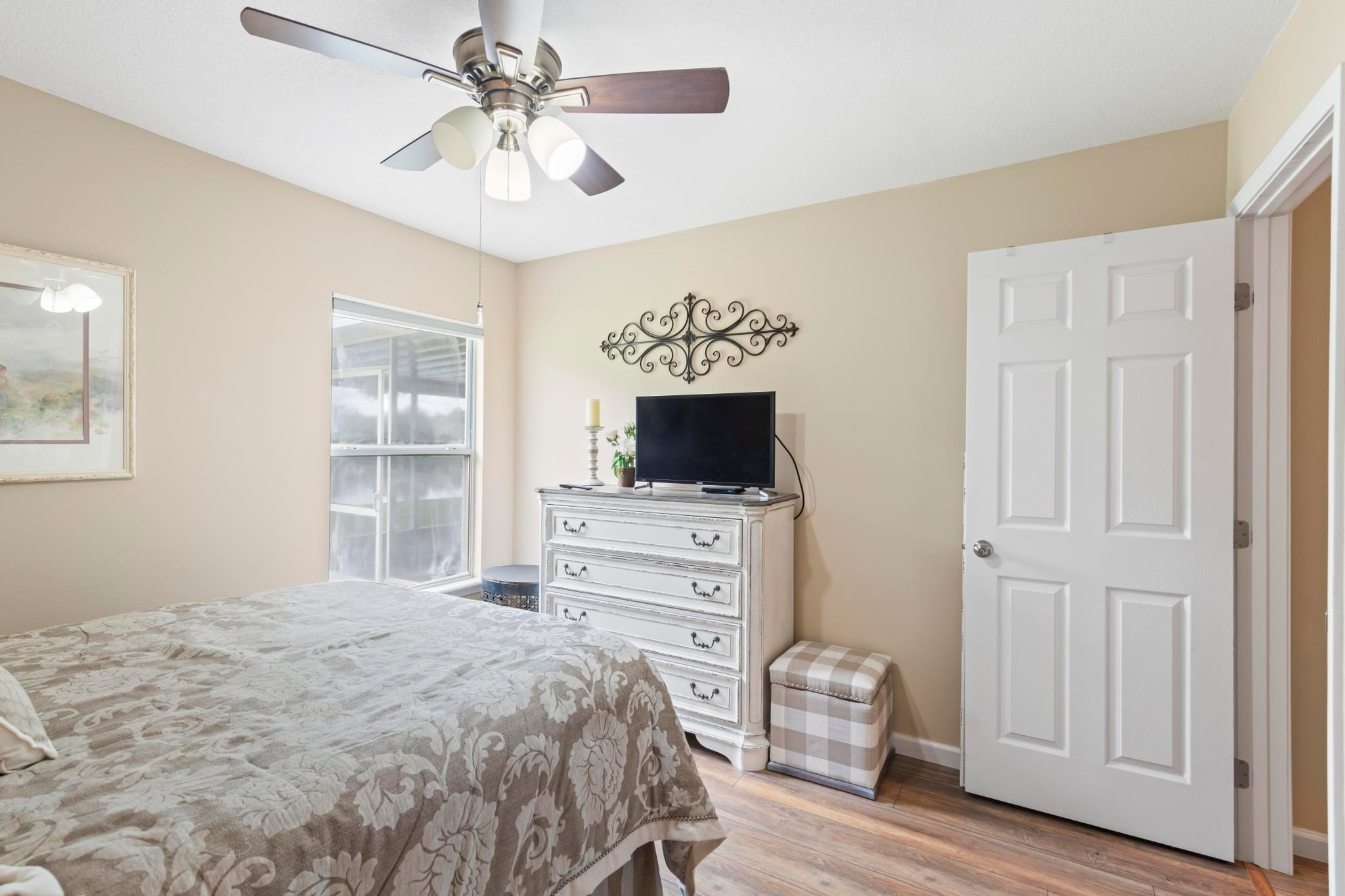 Bridgecreek Drive W, Jacksonville Fl 32 244