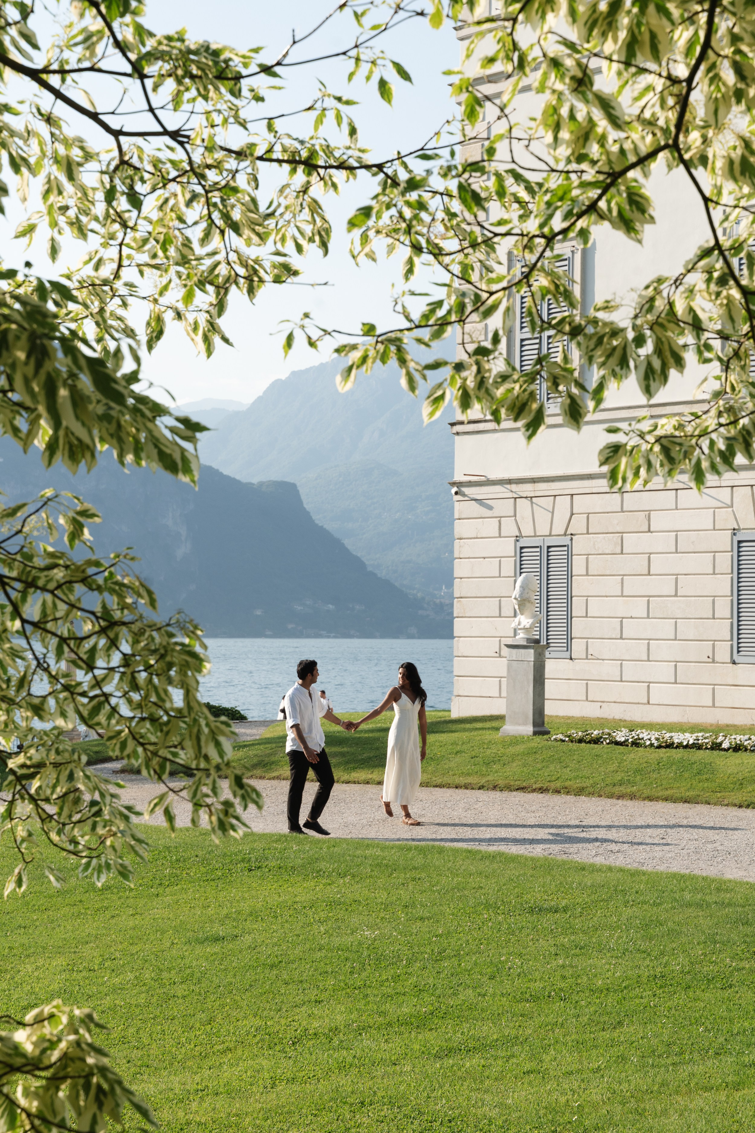 Secret Proposal at Villa Melzi, Lake Como. Lake Como Proposal Photographer | Surprise Proposals & Engagements