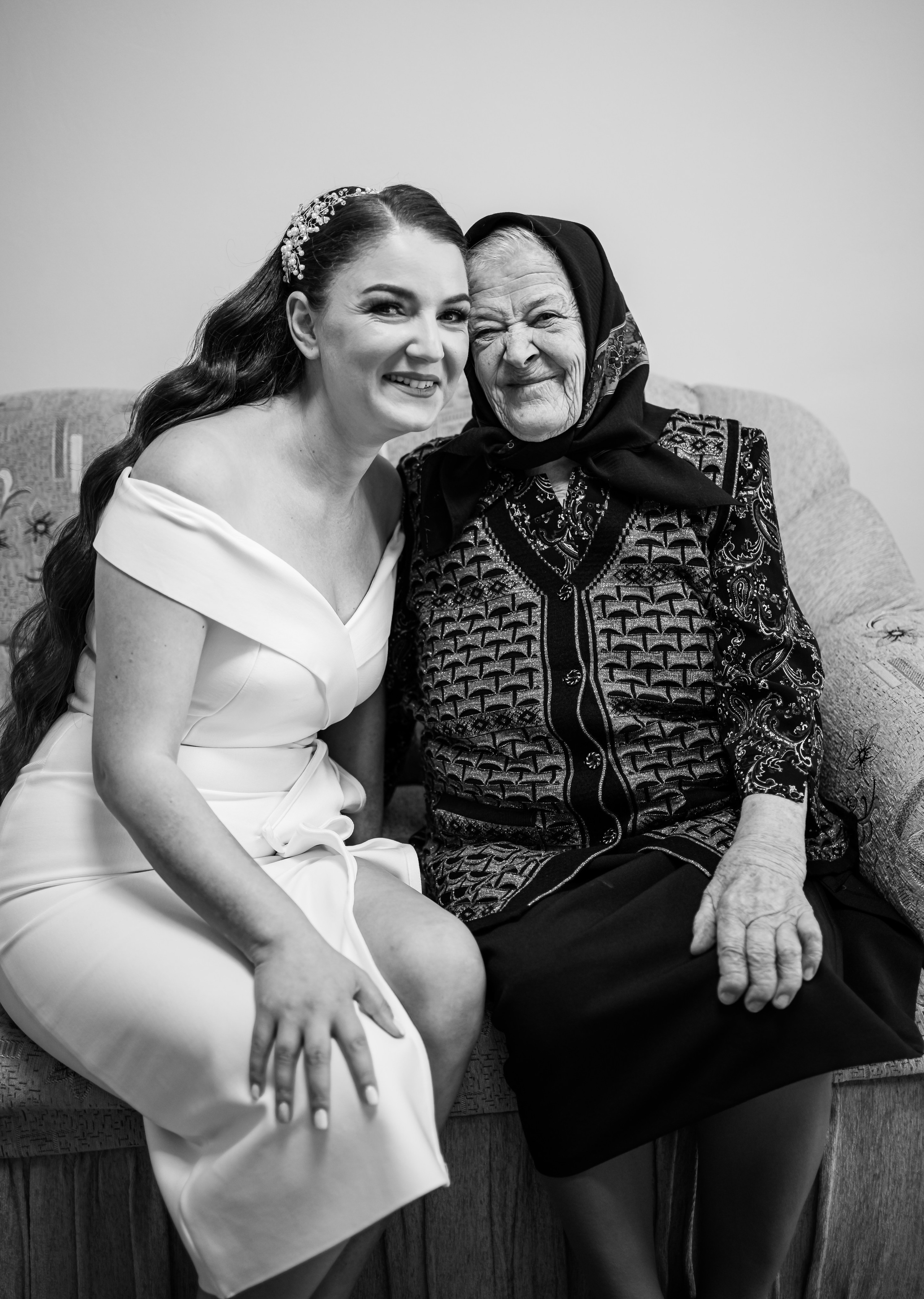 Alexandra & Mădălin. Acasă