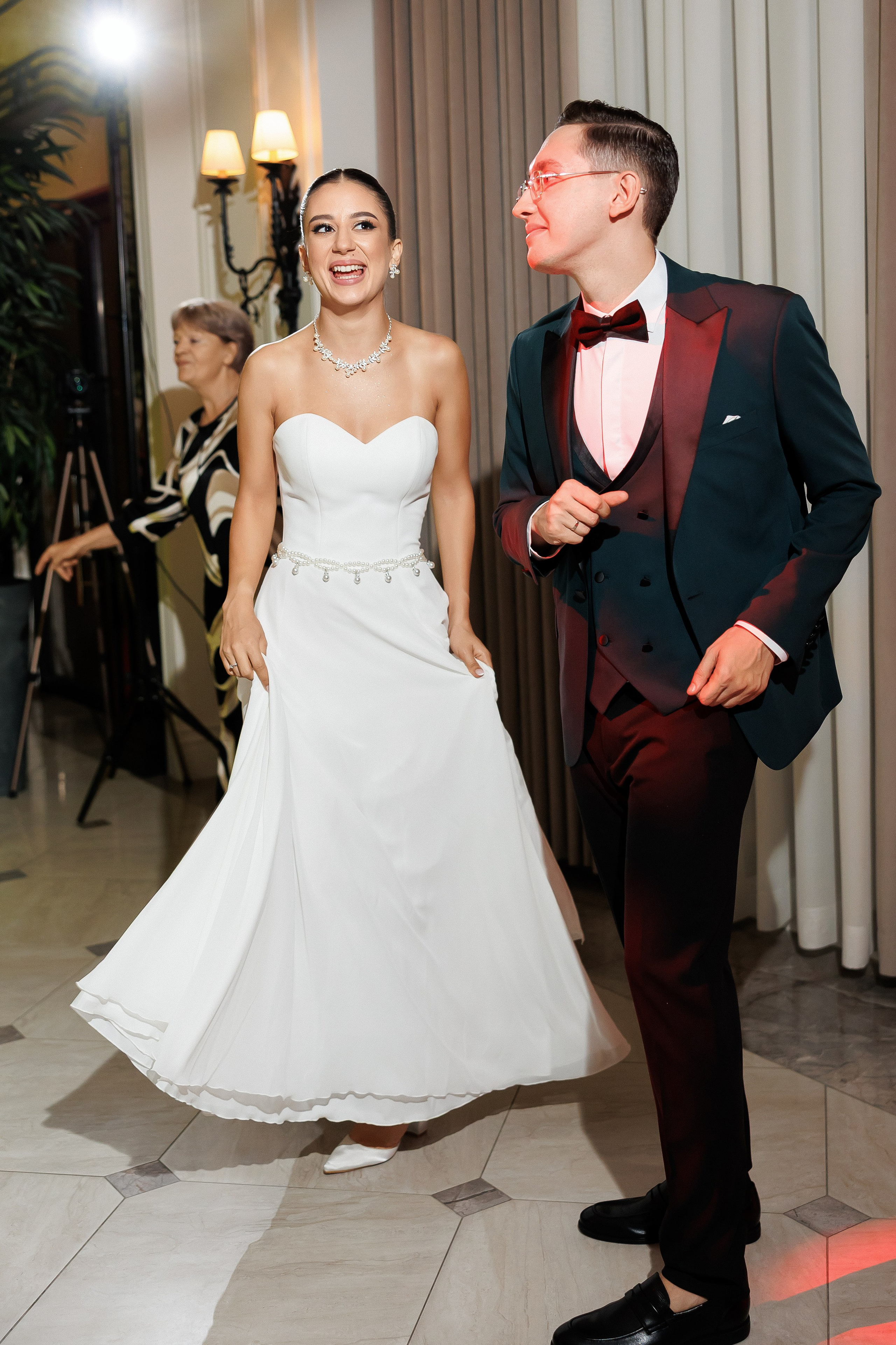 Serghei & Erica — Queen Residence. Servicii Foto și Video 067188353