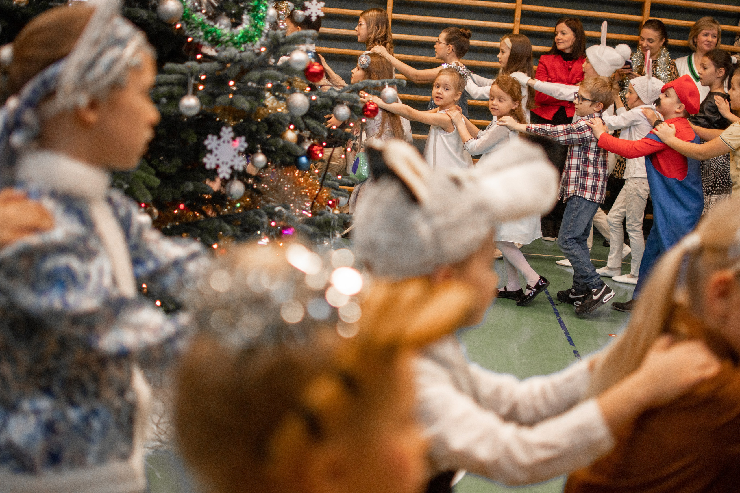 Новогодний хоровод. Семейный и детский фотограф