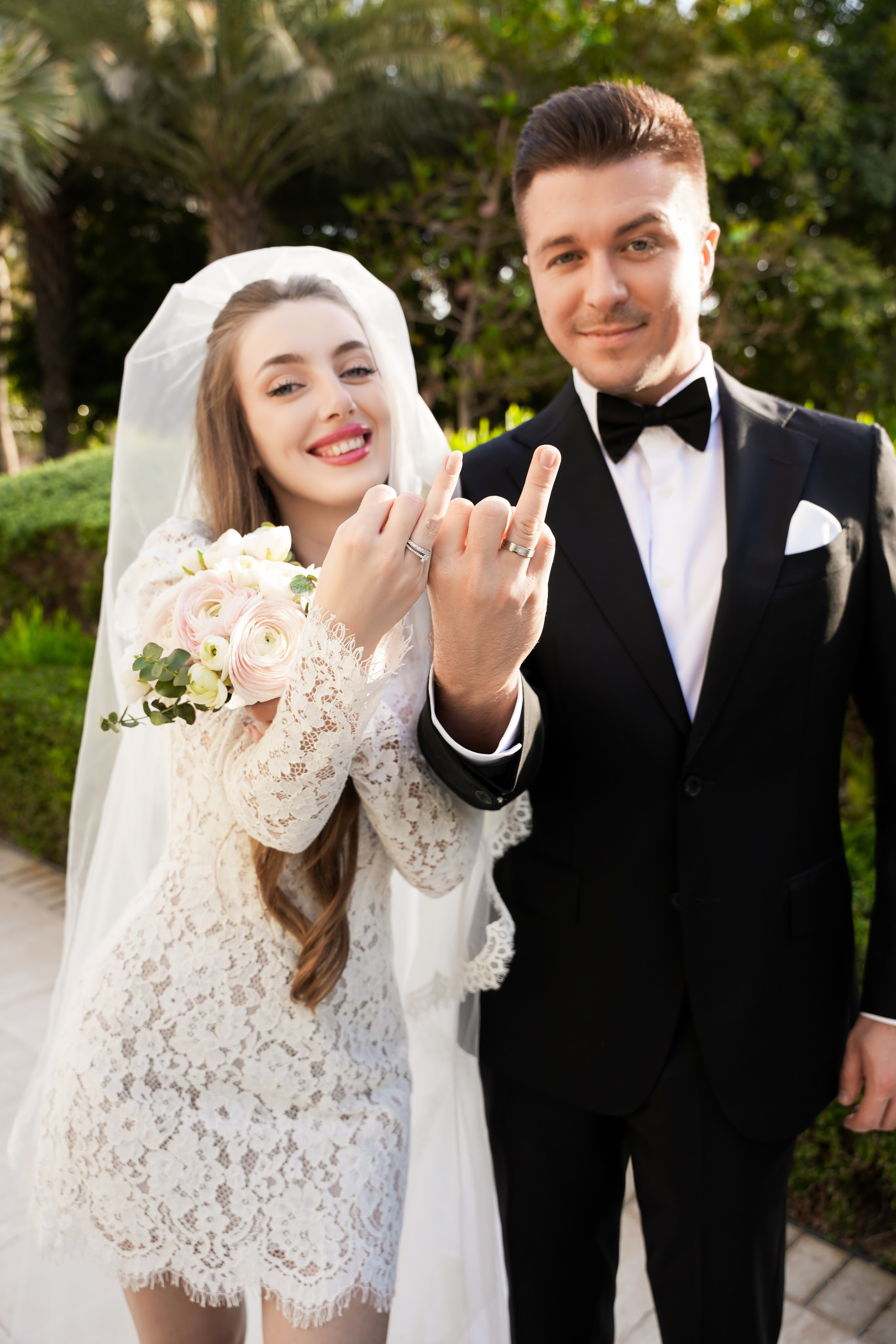 WEDDING. Photo and video production. Editing & retouching services. Training