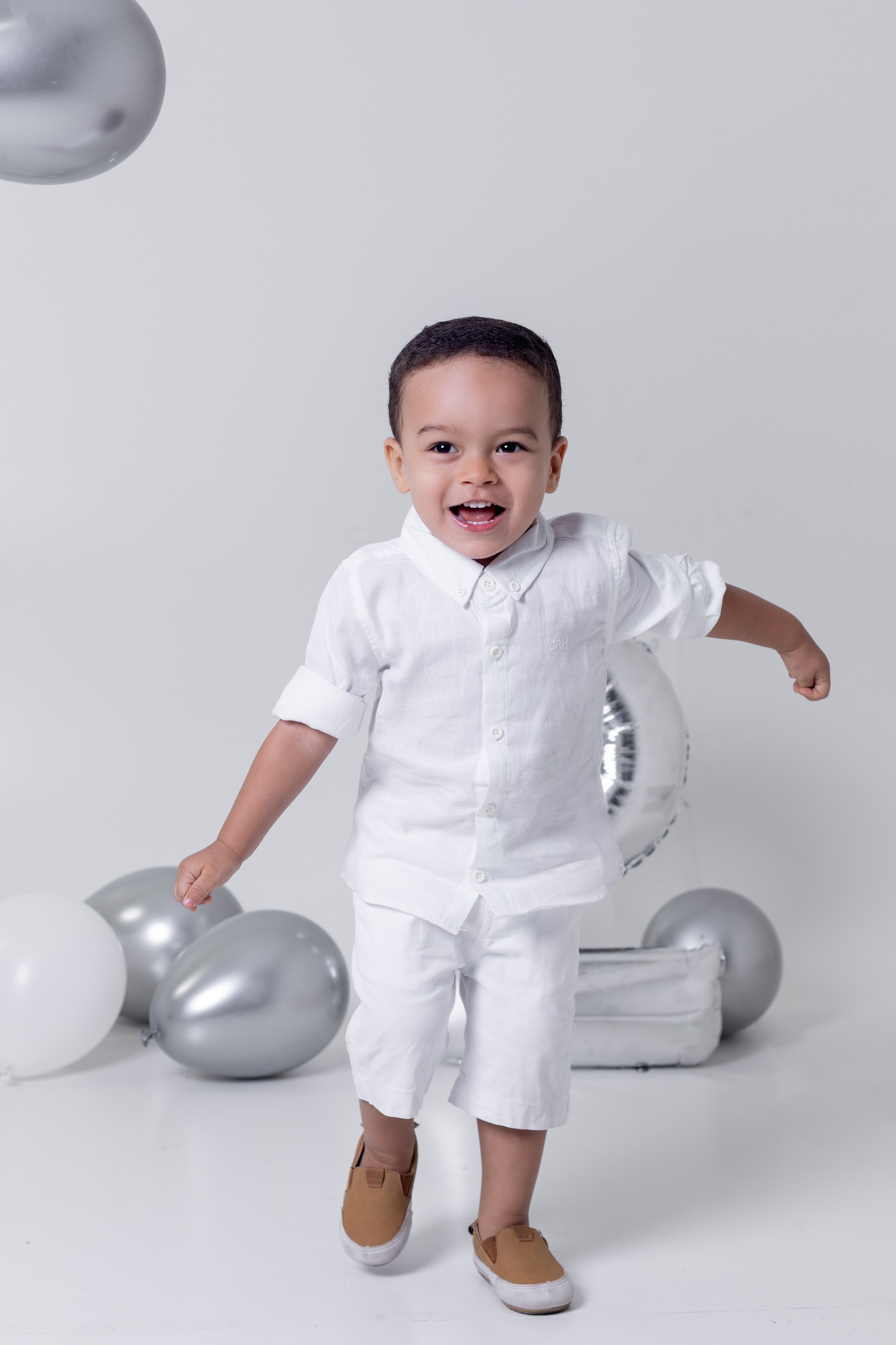 Levi 2 anos. Bem-vindo ao Meu Mundo Fotográfico