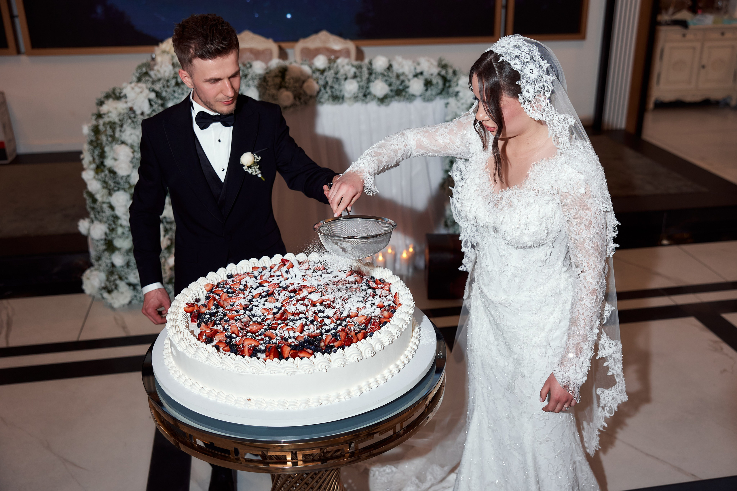 Emil & Cristina. Photographer Luca Medieșan