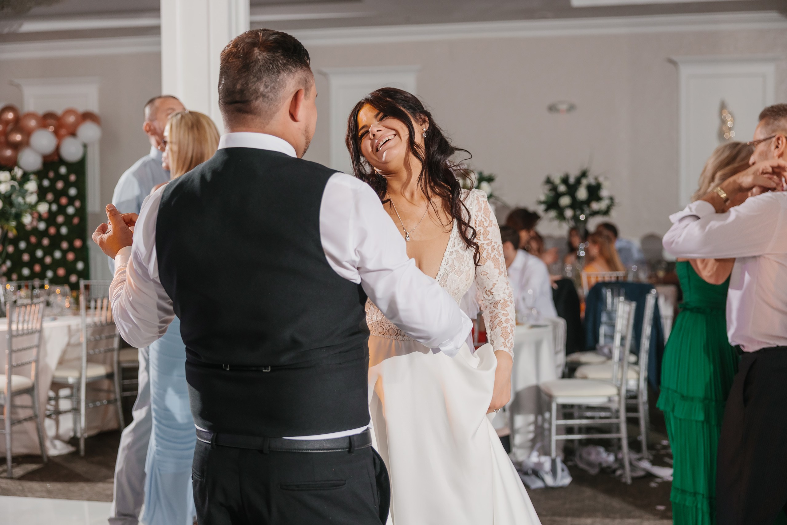 31.08.2024 Wedding. Wedding family event photographer in Chicago Nick Yushevich