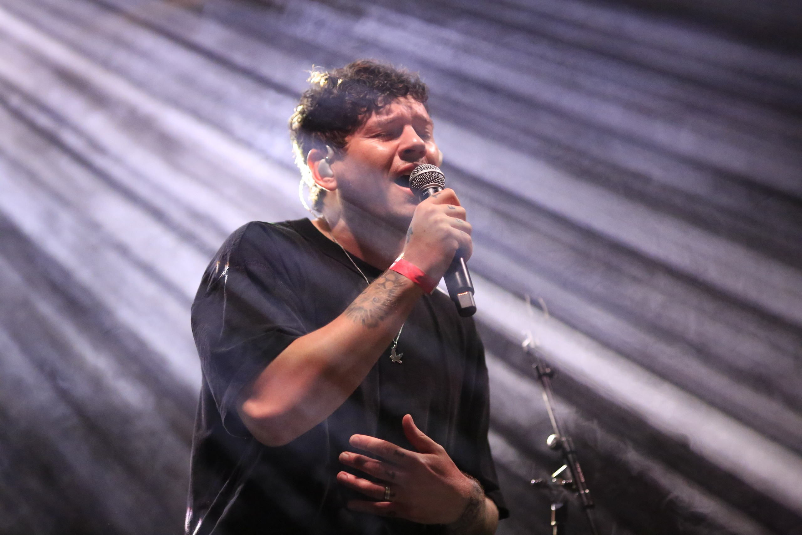 Music concerts. Portret photographer in Switzerland Artur Magpie