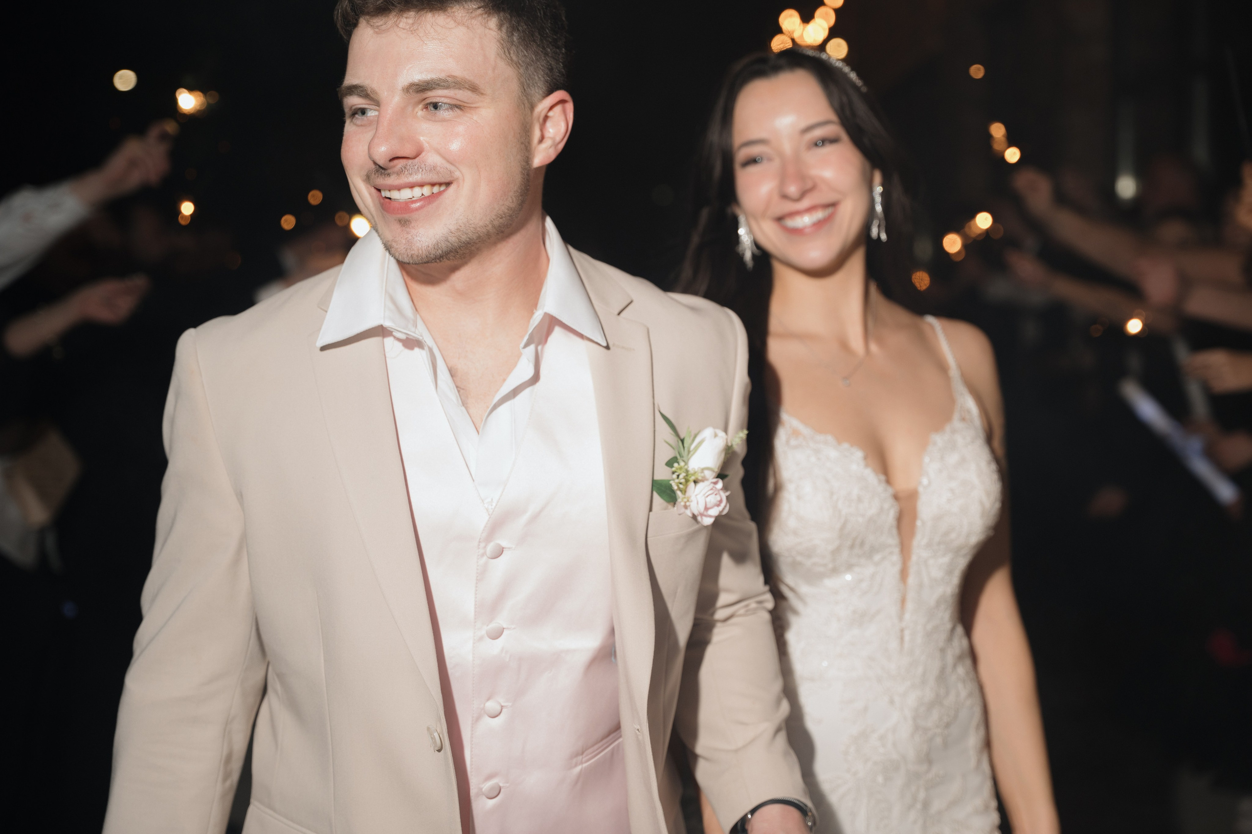 Emma and Tyler | Full Wedding day. Photographer in Washington Sophia D