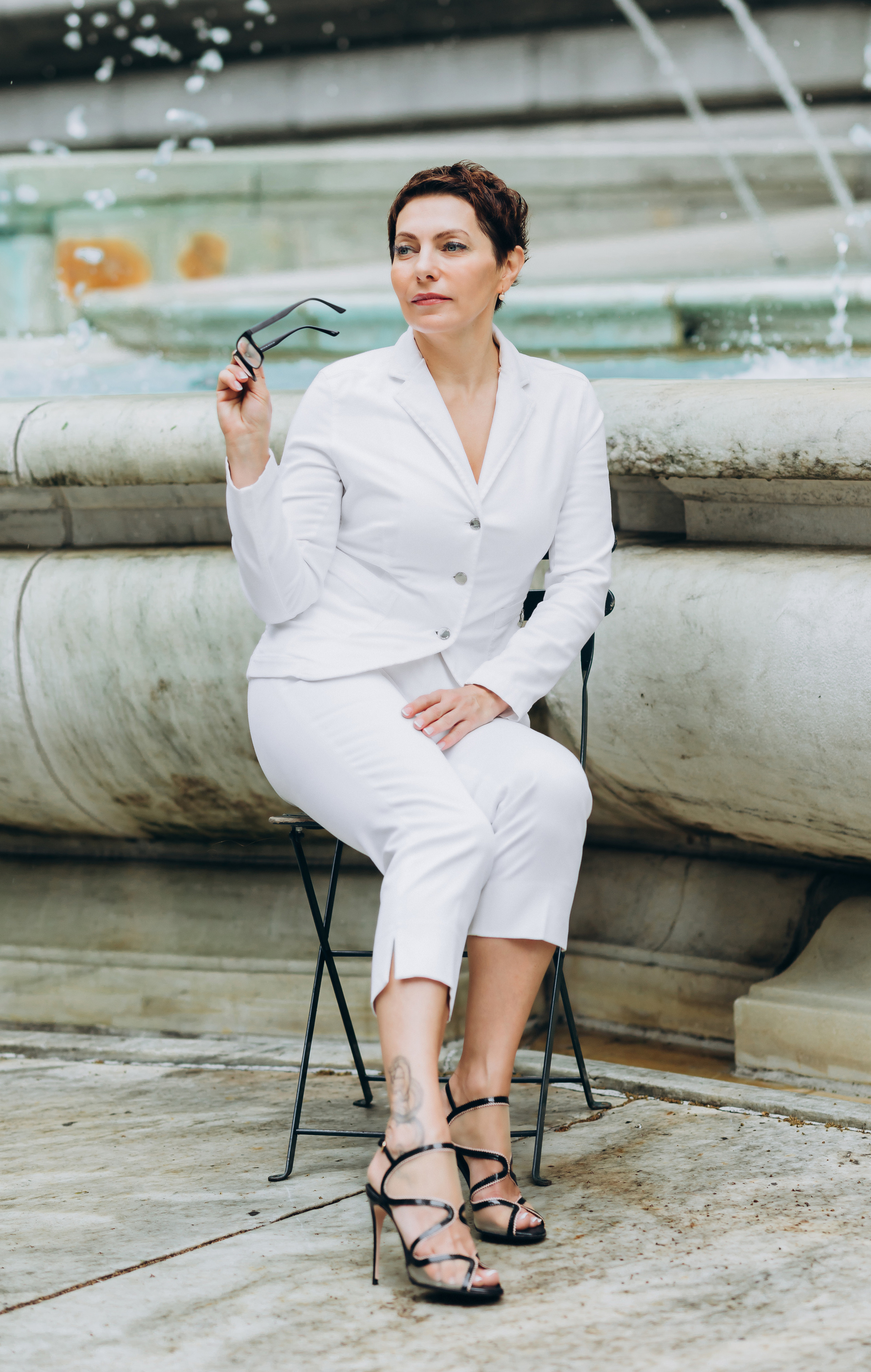 HELEN BUSINESS PHOTOGRAPHY. Pittsburgh wedding and family photographer