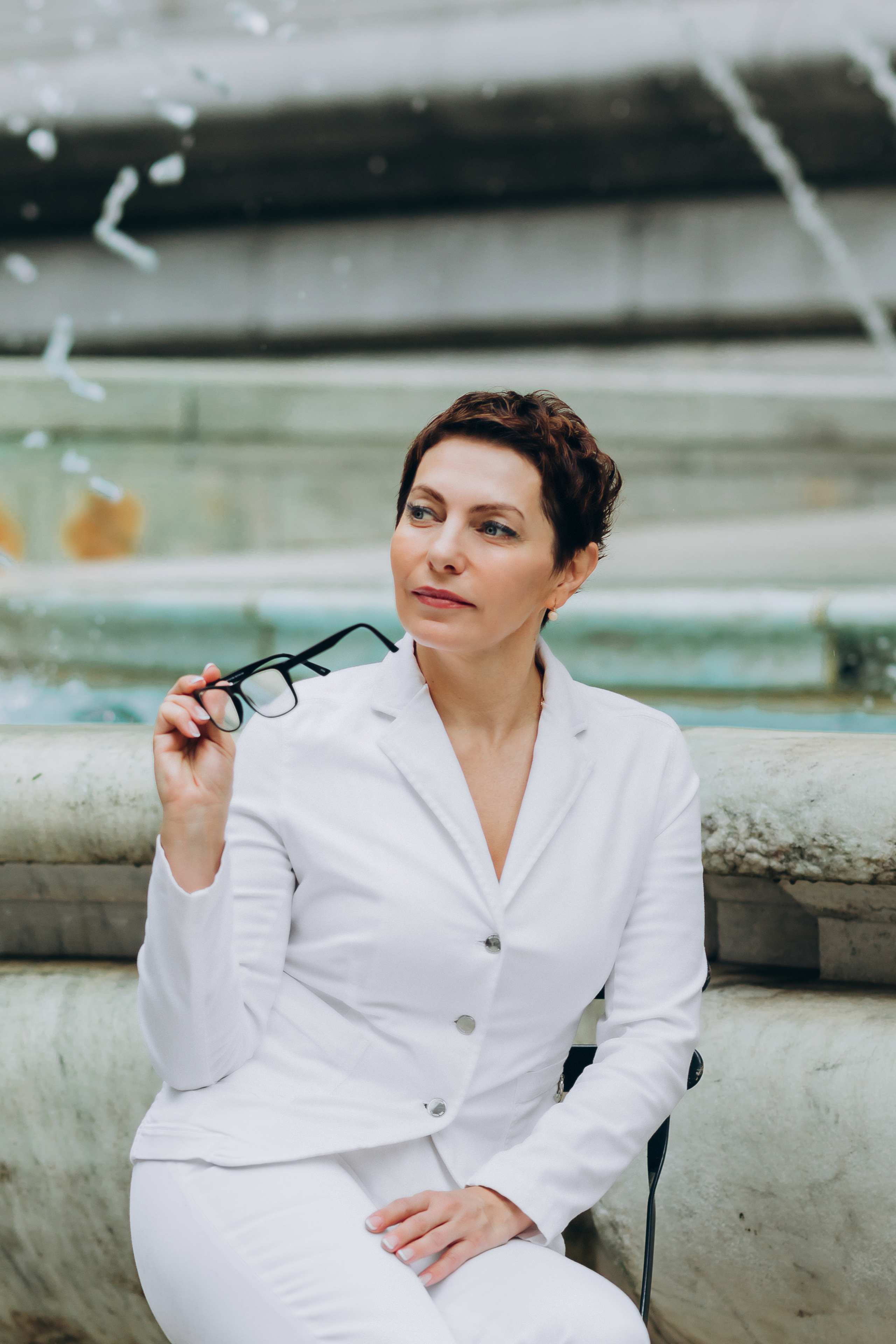 HELEN BUSINESS PHOTOGRAPHY. Pittsburgh wedding and family photographer