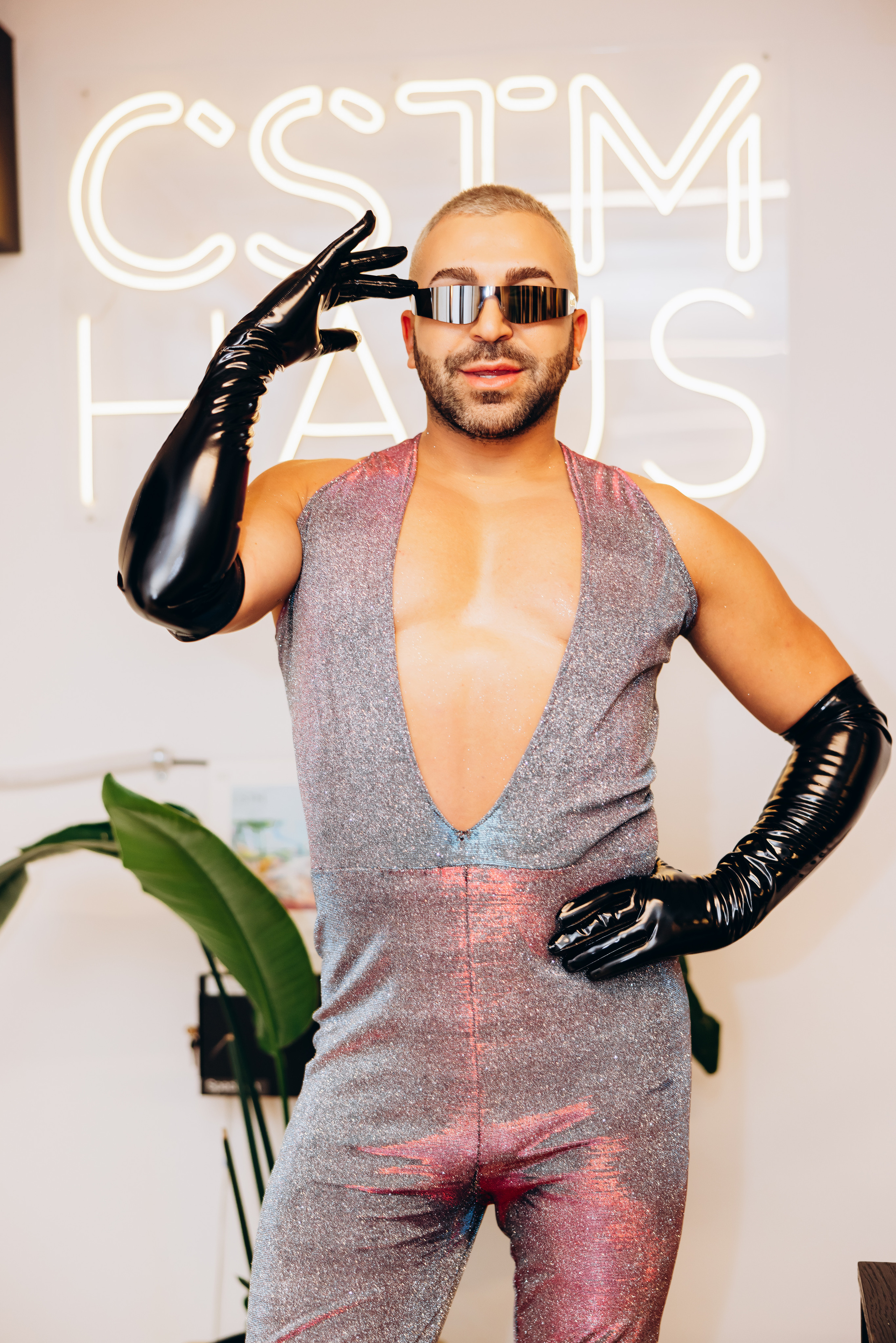 PHILL. Pittsburgh wedding and family photographer