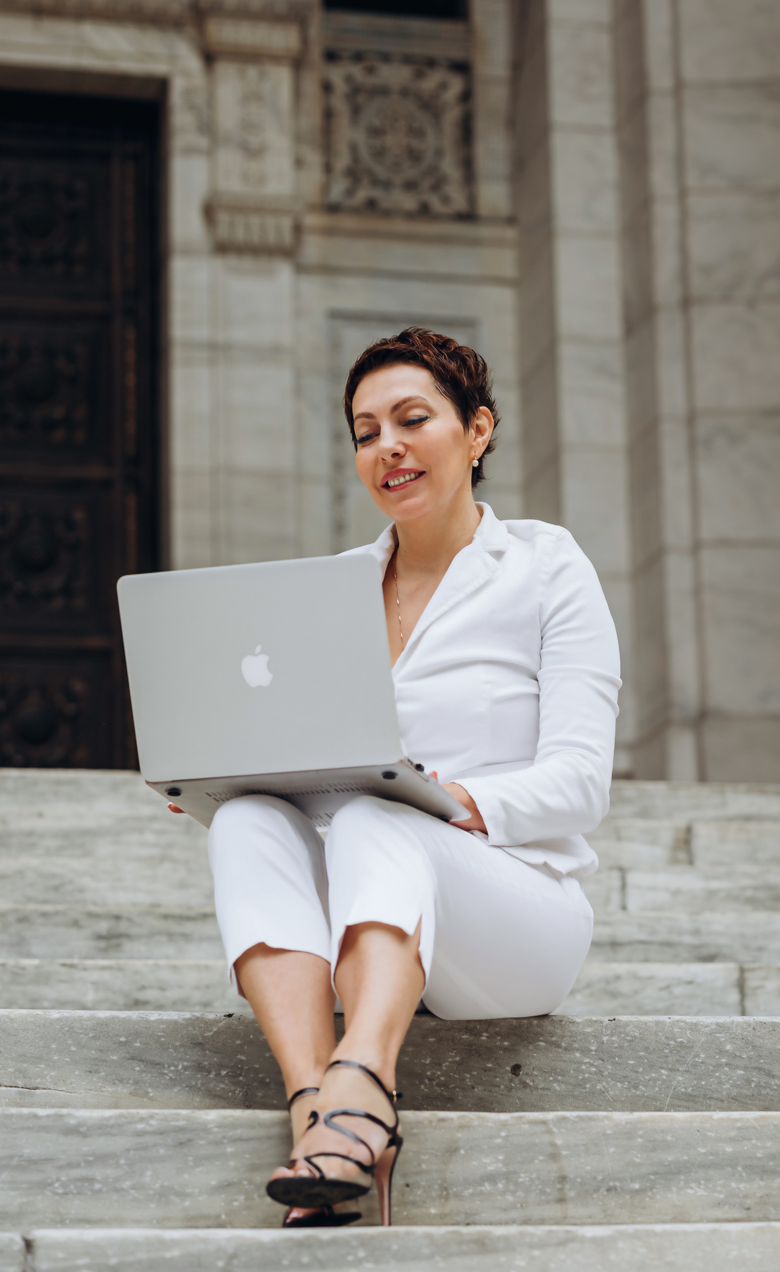 HELEN BUSINESS PHOTOGRAPHY. Pittsburgh wedding and family photographer