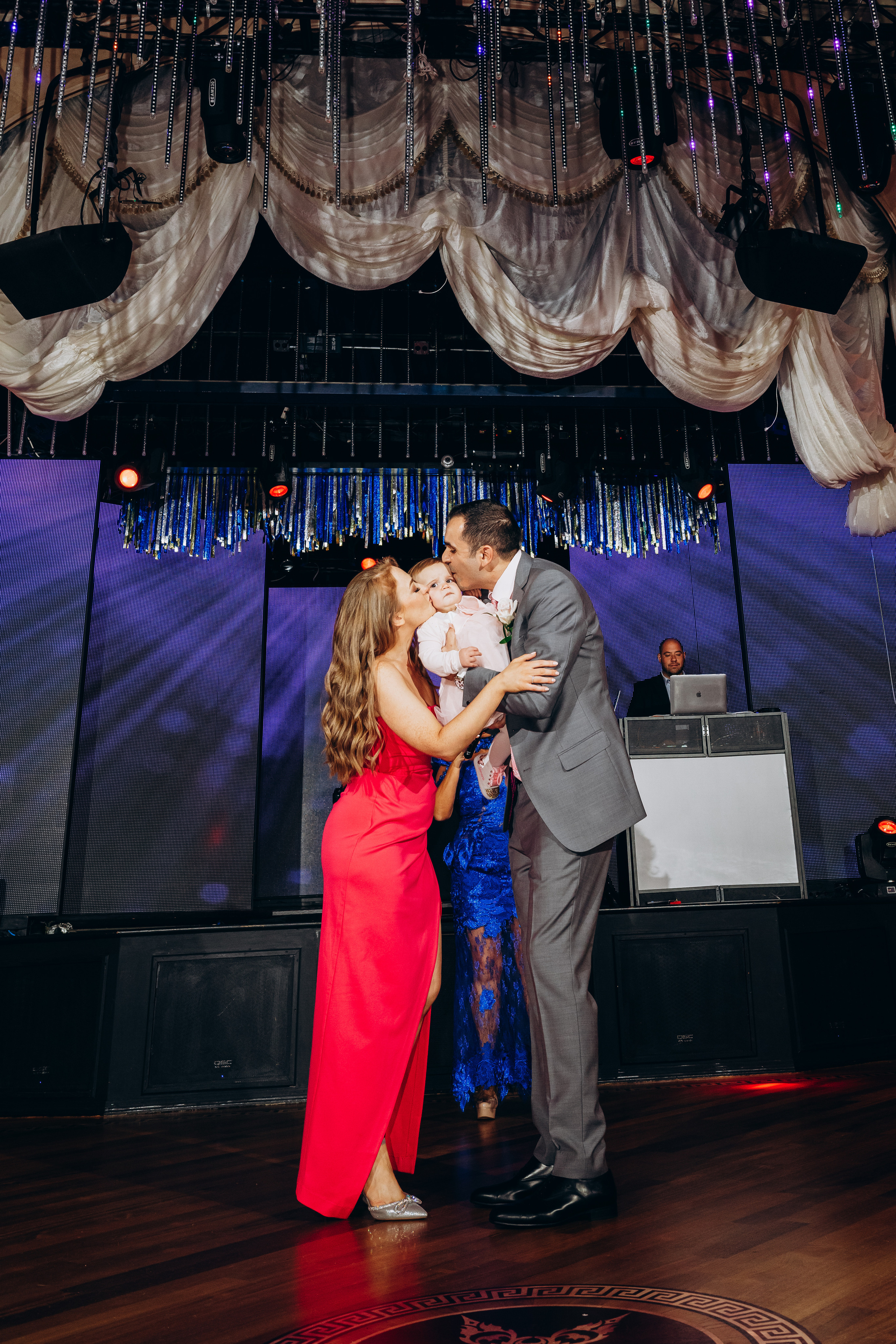 TAMARA 1. Pittsburgh wedding and family photographer