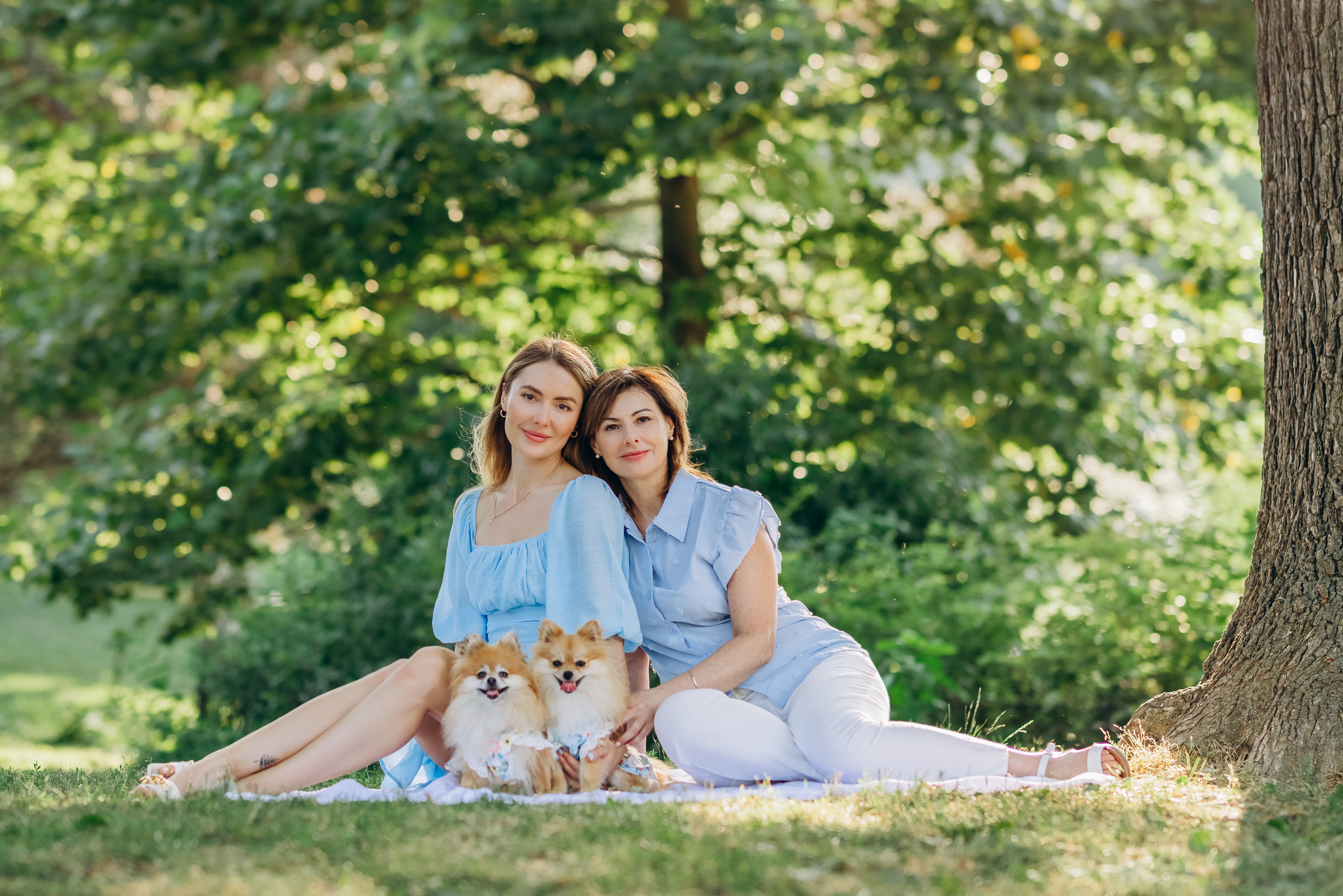 JULIA & MOM. Pittsburgh wedding and family photographer