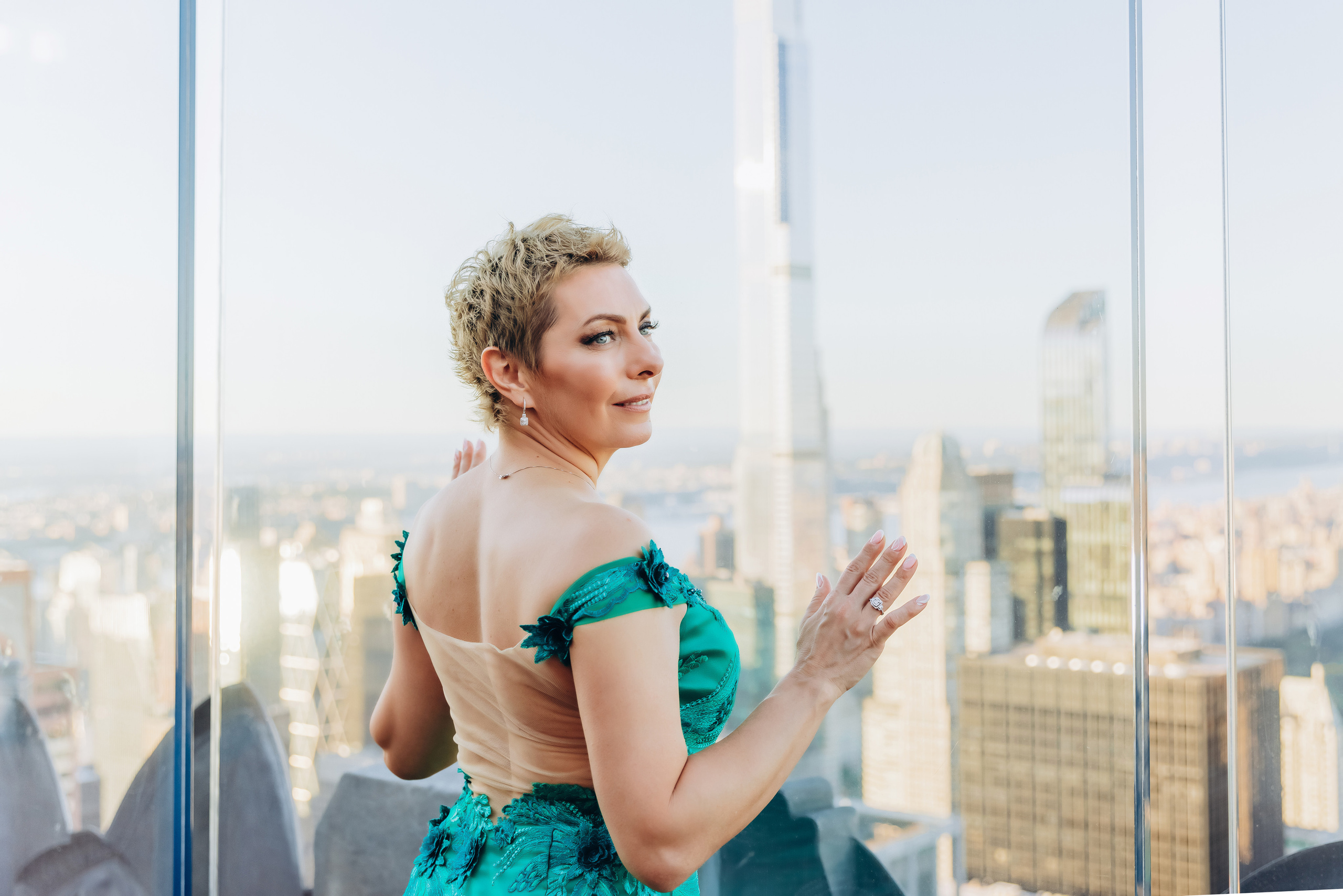 HELEN. Pittsburgh wedding and family photographer