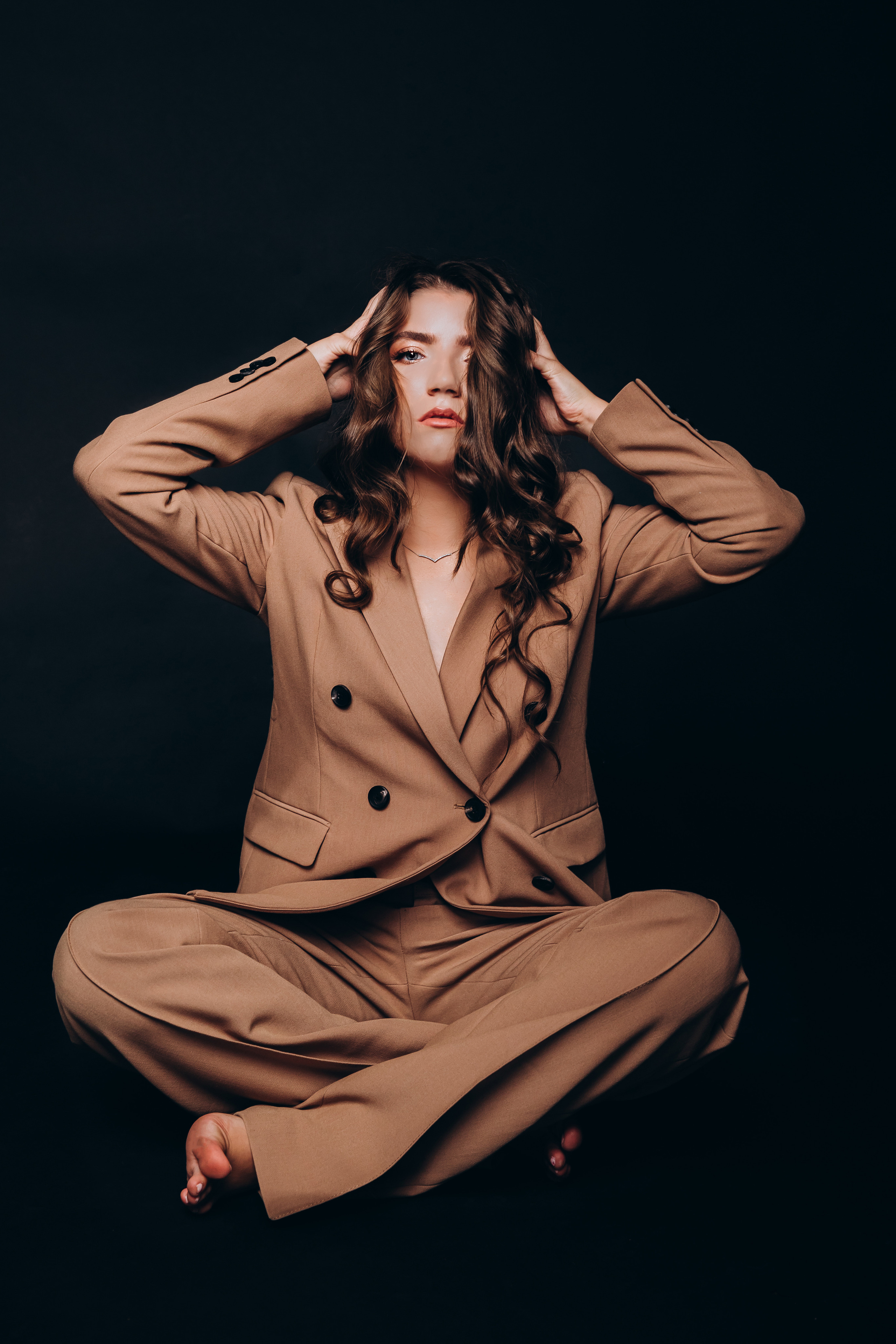 BOZHENA. Pittsburgh wedding and family photographer