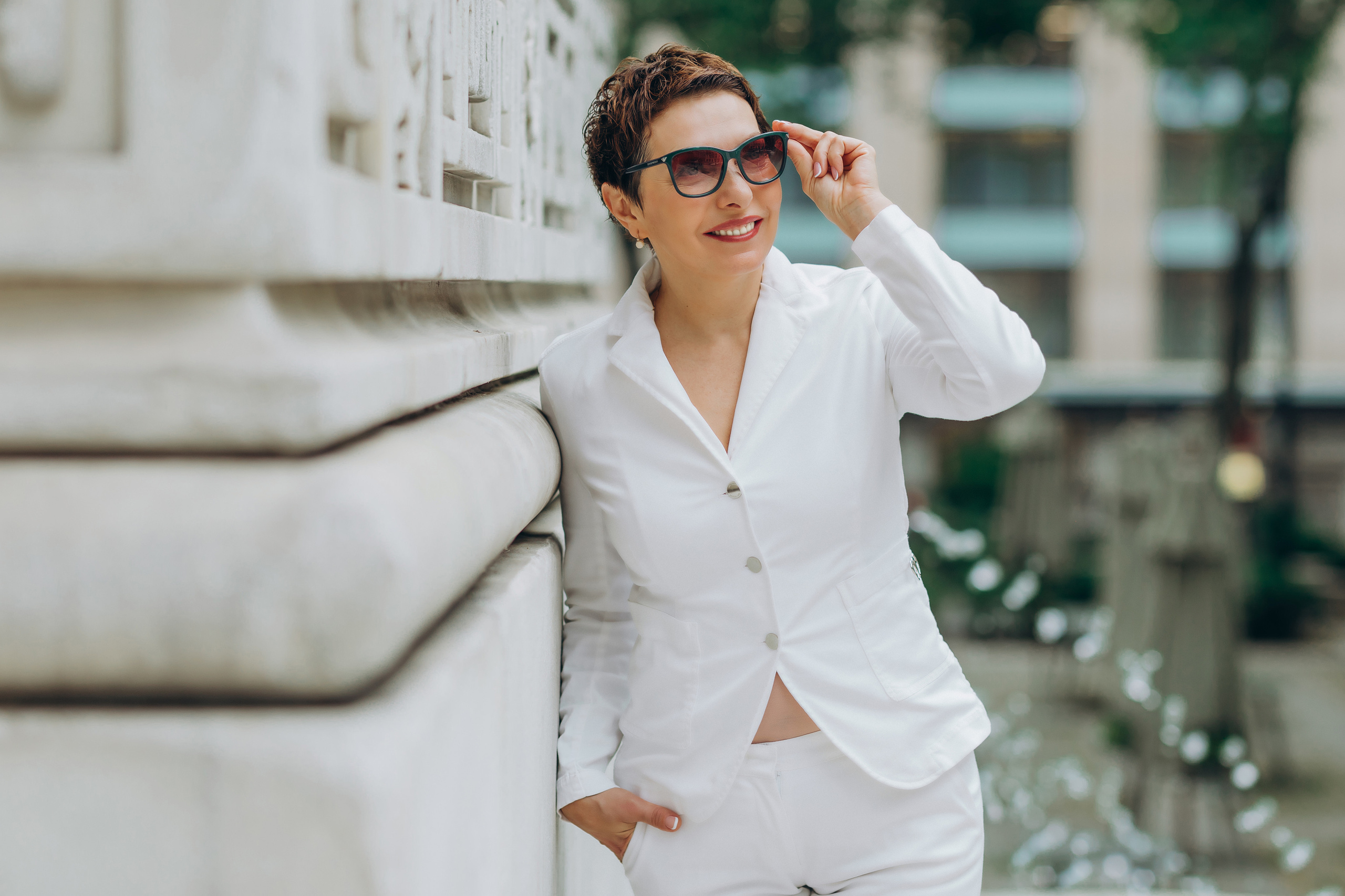 HELEN BUSINESS PHOTOGRAPHY. Pittsburgh wedding and family photographer