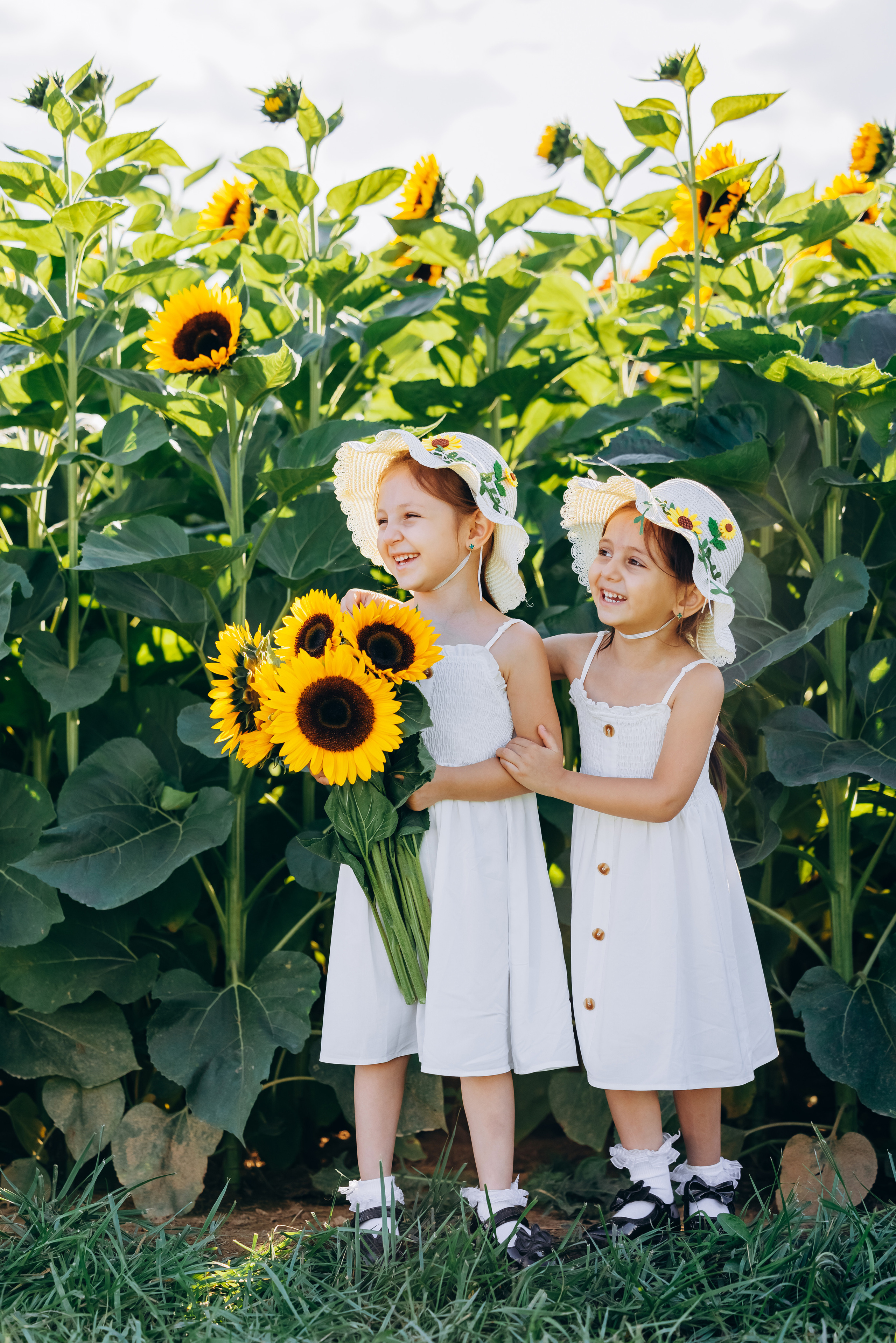 SHER & FATIMA FAMILY. Pittsburgh wedding and family photographer