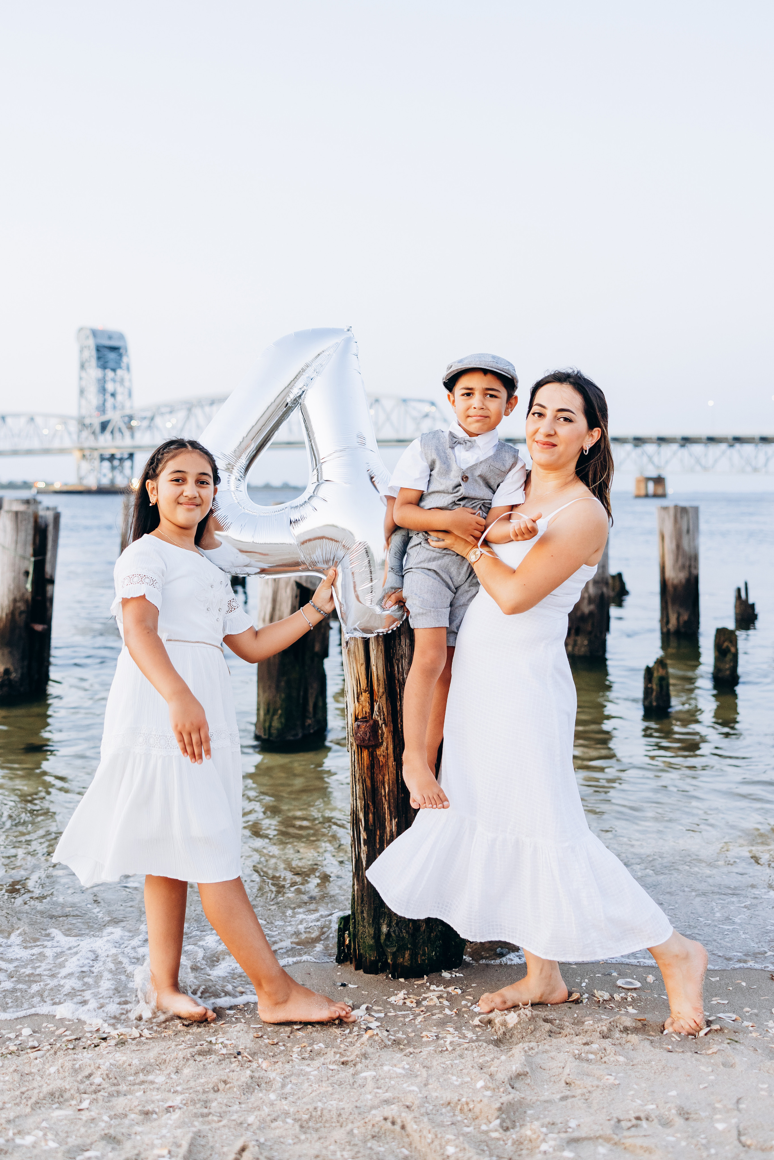 ALISHER 4. Pittsburgh wedding and family photographer