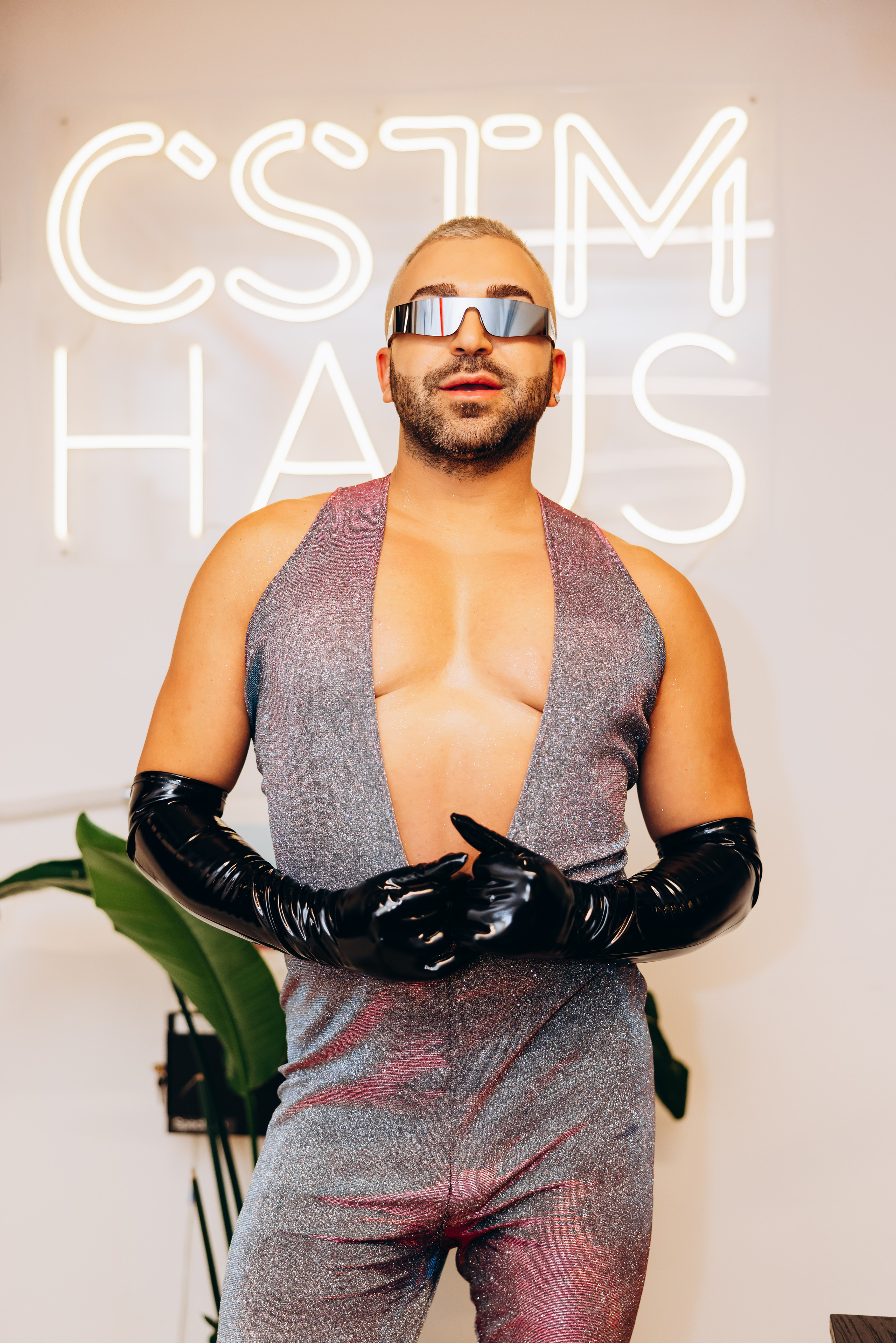 PHILL. Pittsburgh wedding and family photographer