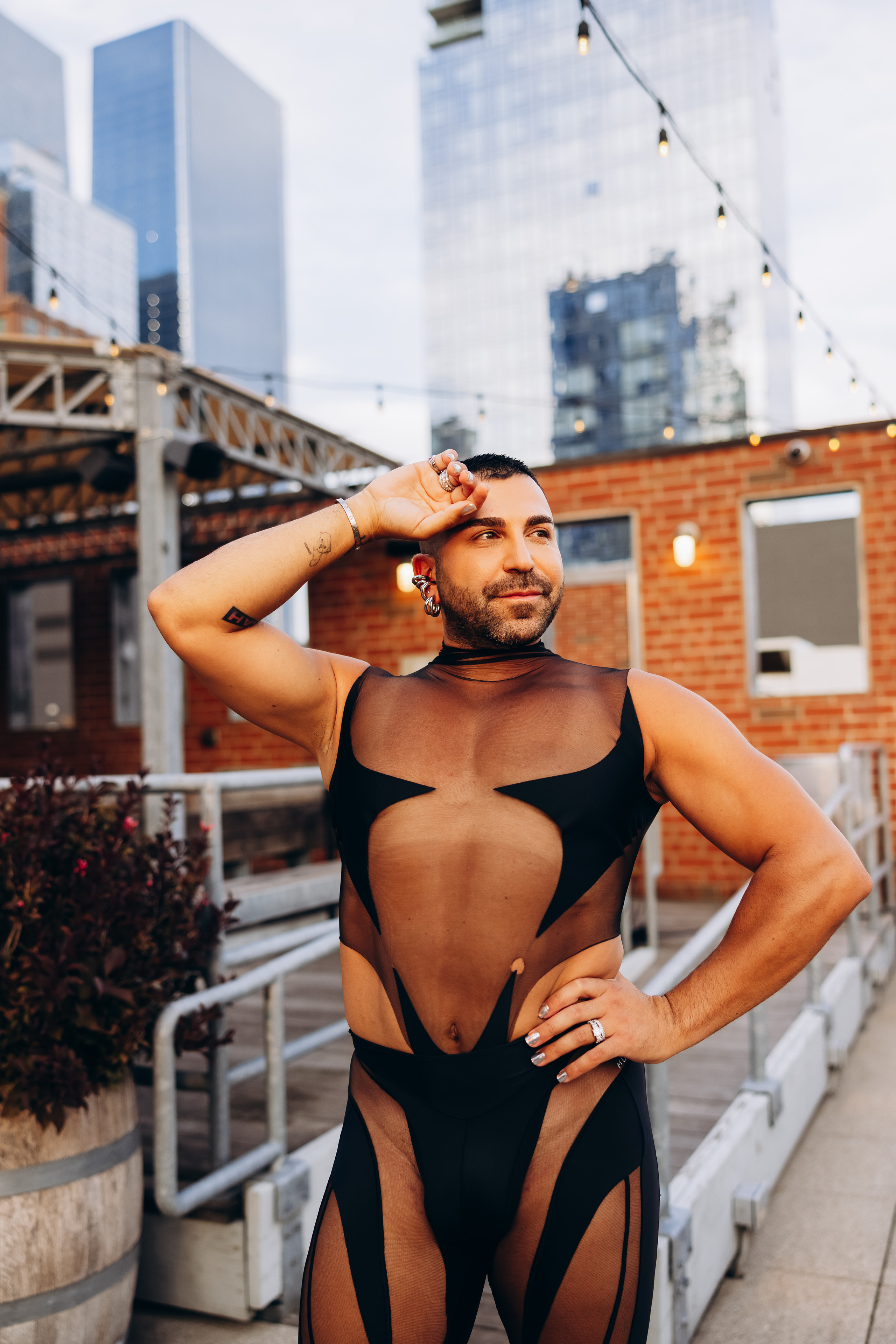 PHILL. Pittsburgh wedding and family photographer