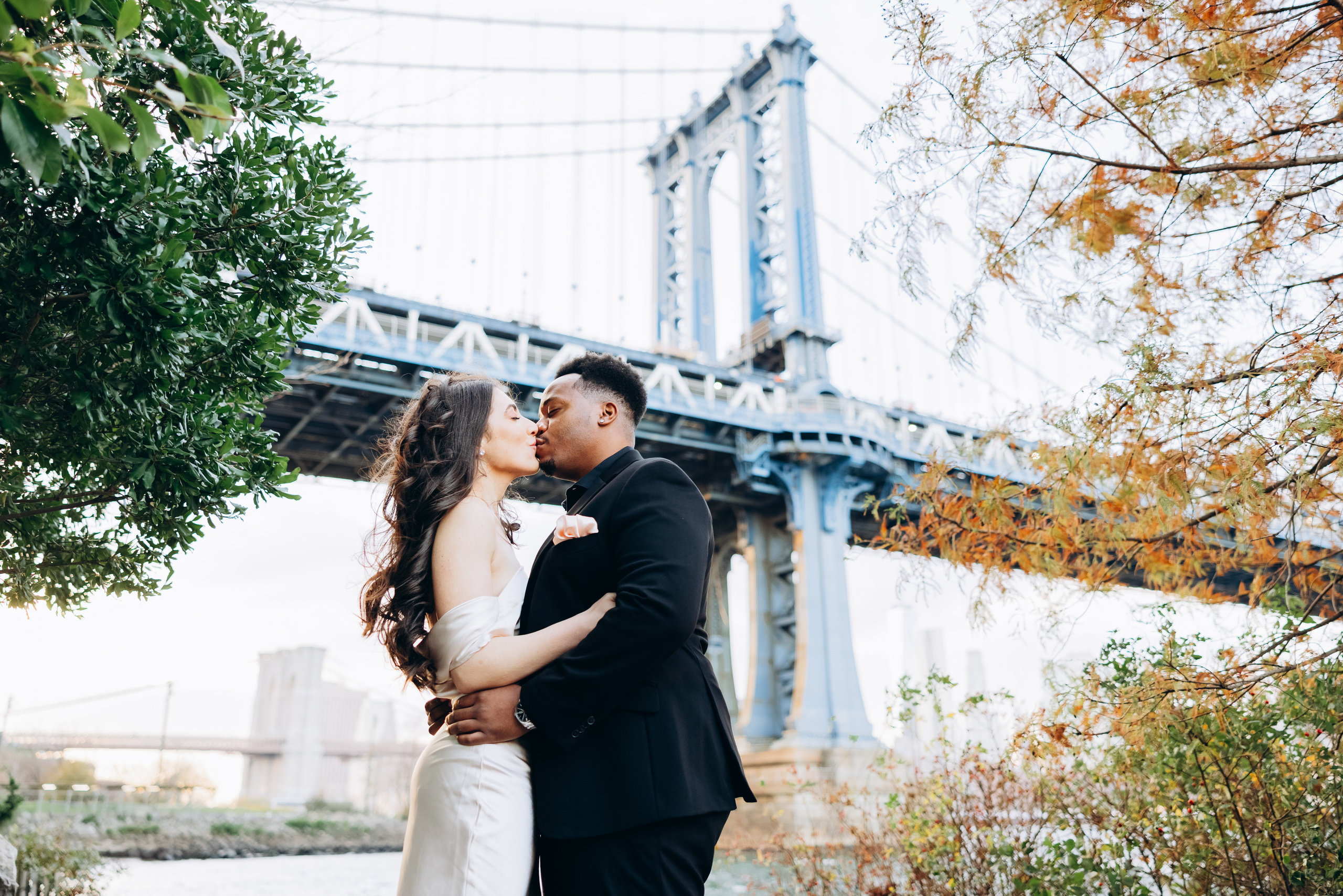 LAURA & JOHN. Pittsburgh wedding and family photographer