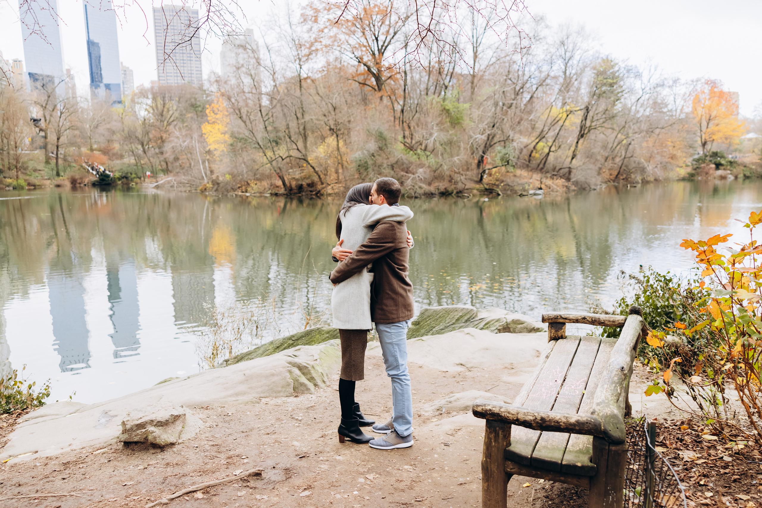 ROB & LAURA. Pittsburgh wedding and family photographer