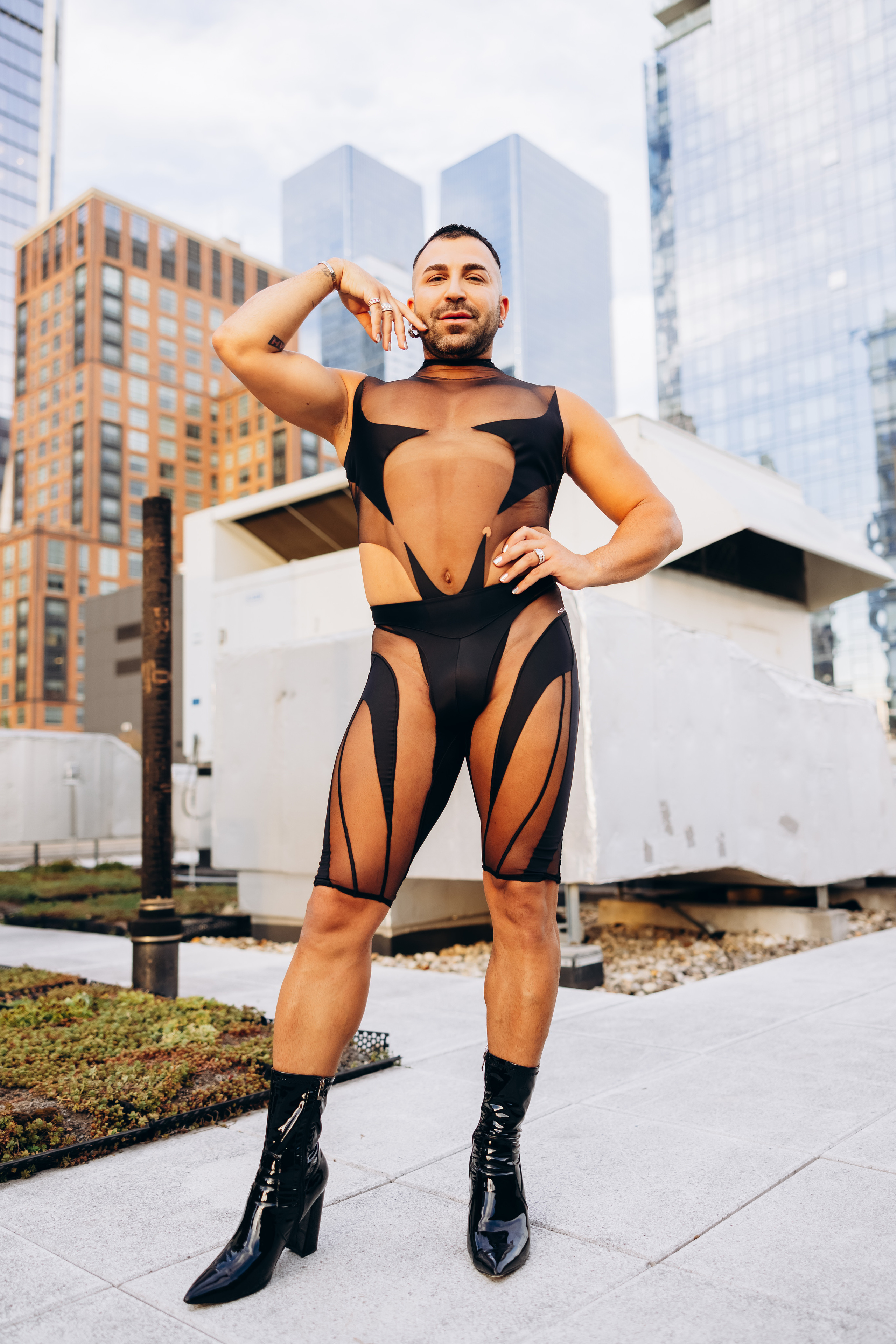 PHILL. Pittsburgh wedding and family photographer