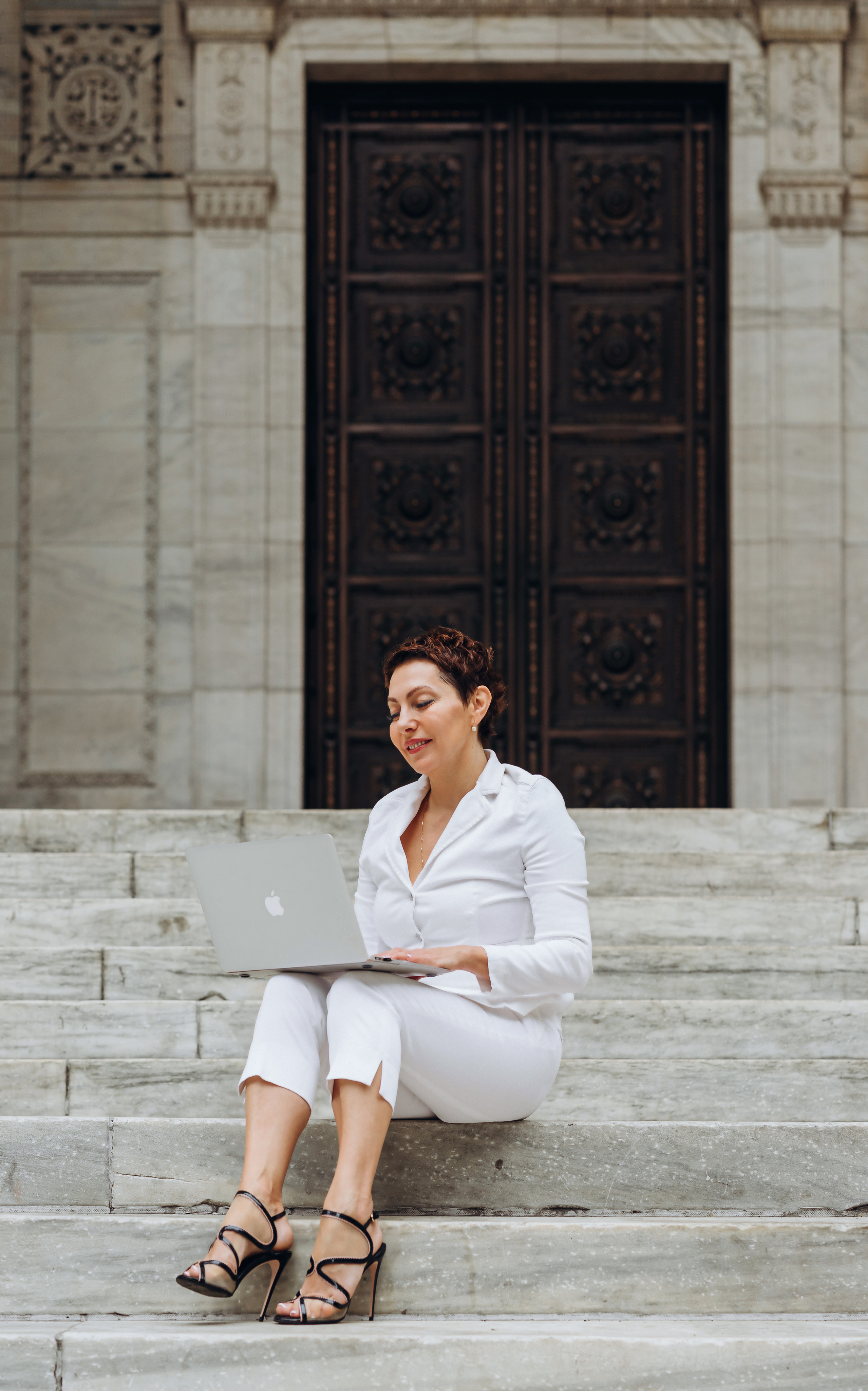 HELEN BUSINESS PHOTOGRAPHY. Pittsburgh wedding and family photographer