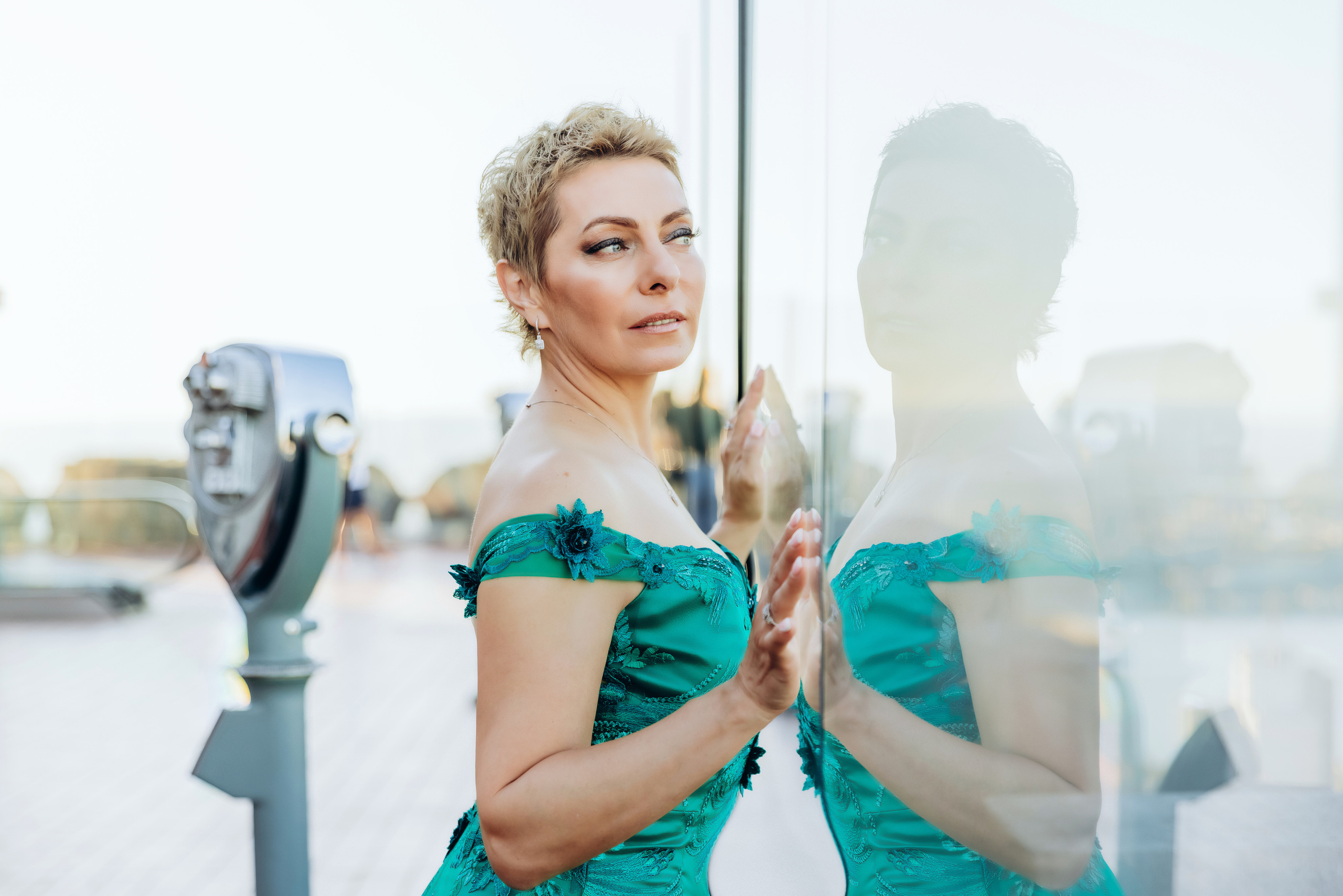 HELEN. Pittsburgh wedding and family photographer