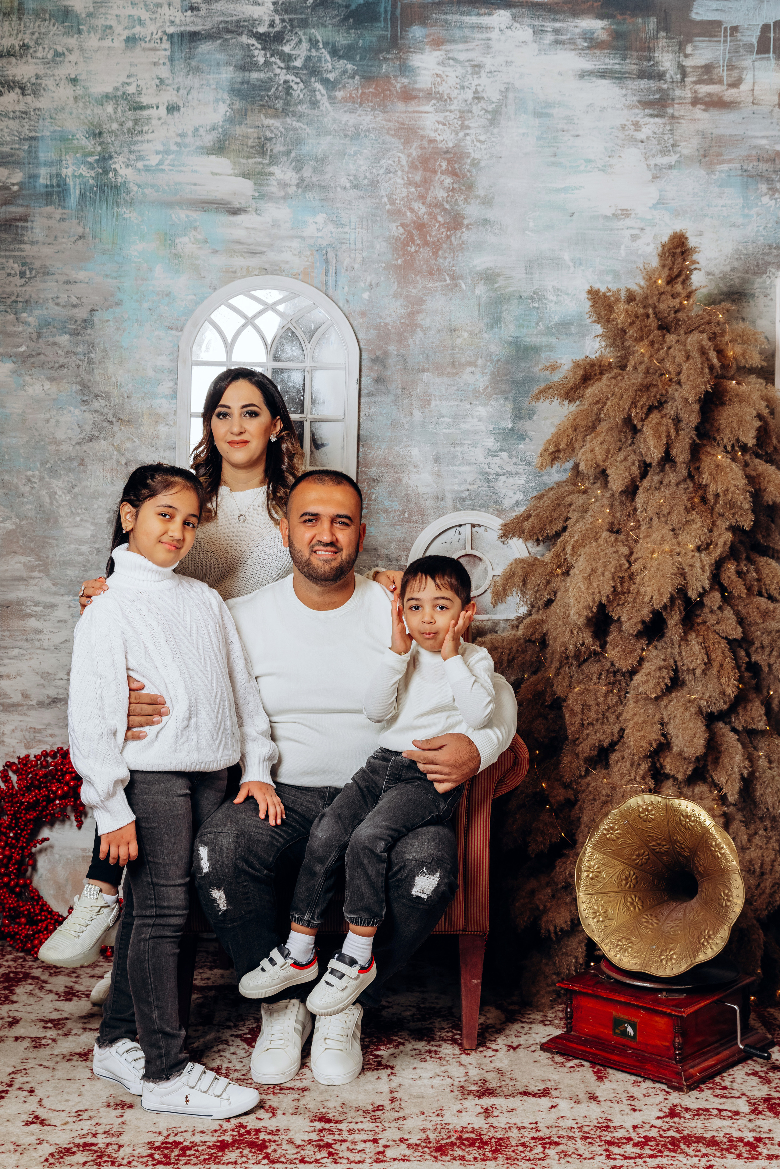 ZUHRO FAMILY. Pittsburgh wedding and family photographer