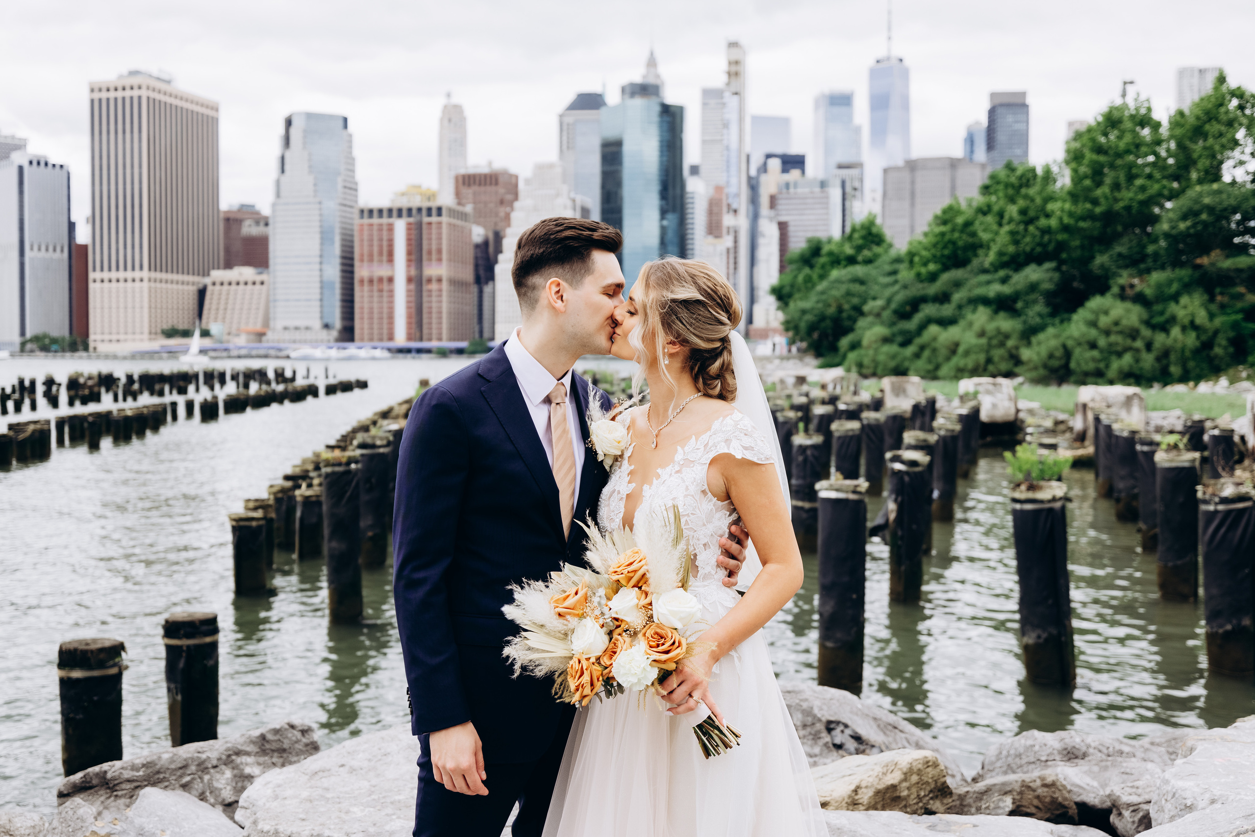 ANNA & IVAN. Pittsburgh wedding and family photographer