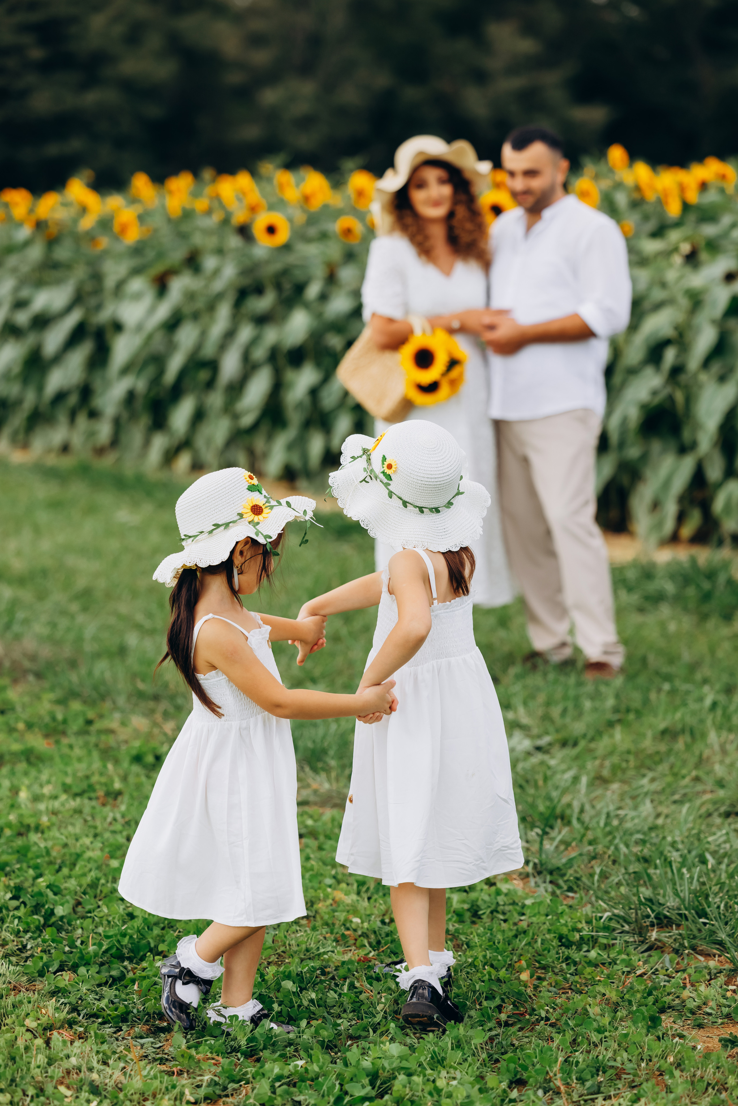 SHER & FATIMA FAMILY. Pittsburgh wedding and family photographer