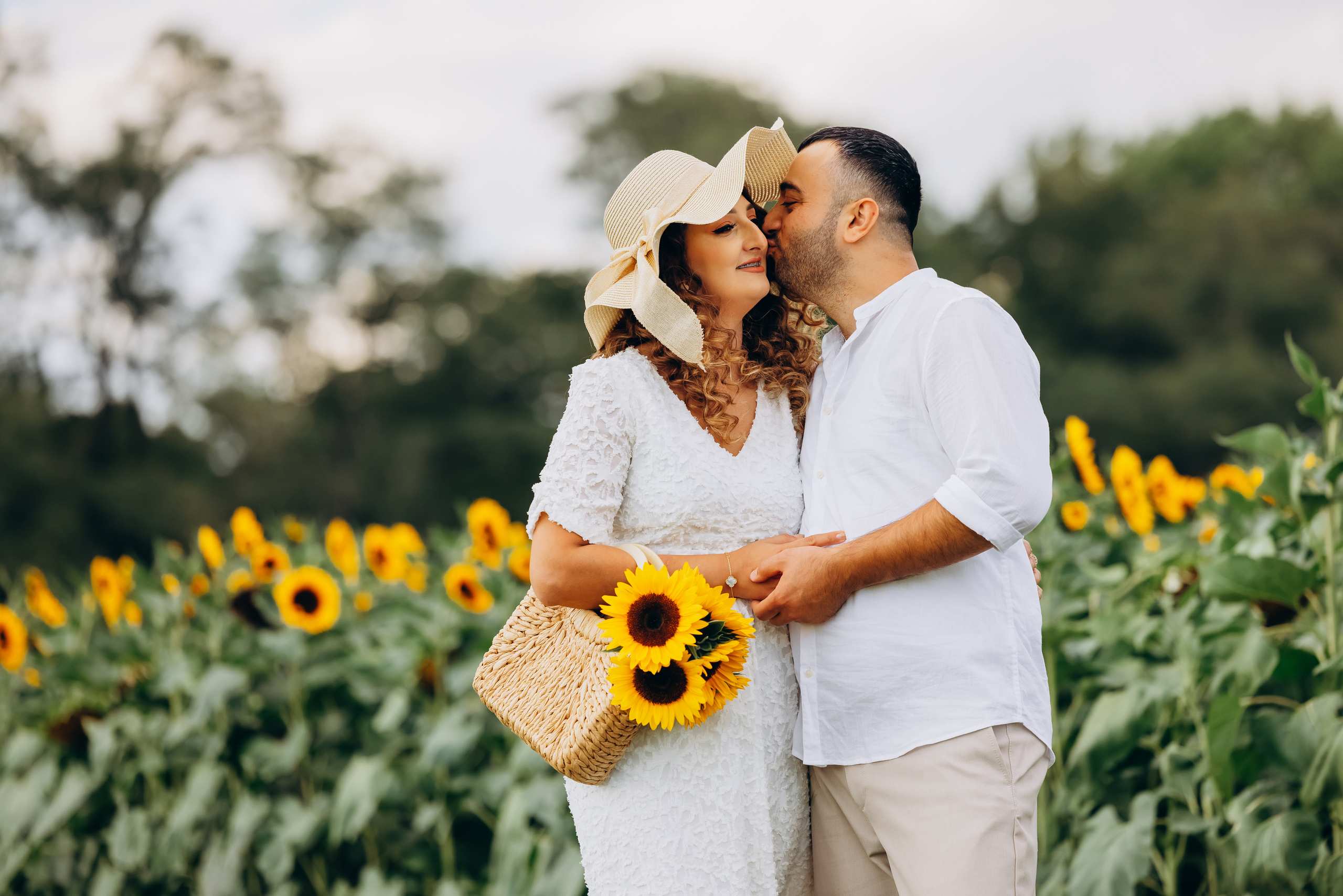 SHER & FATIMA FAMILY. Pittsburgh wedding and family photographer